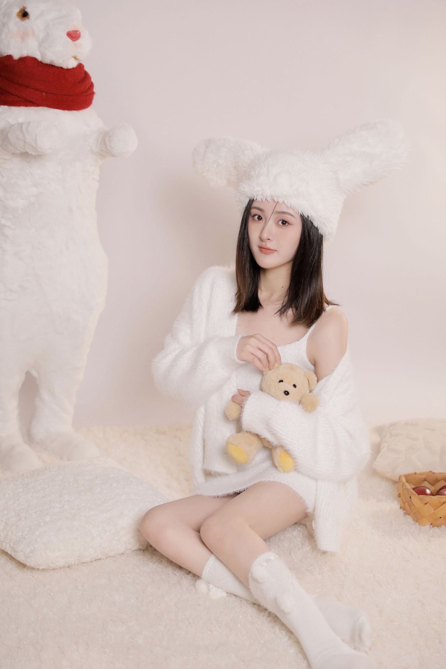 醉醉豆 – 《兔年快乐》[22P]