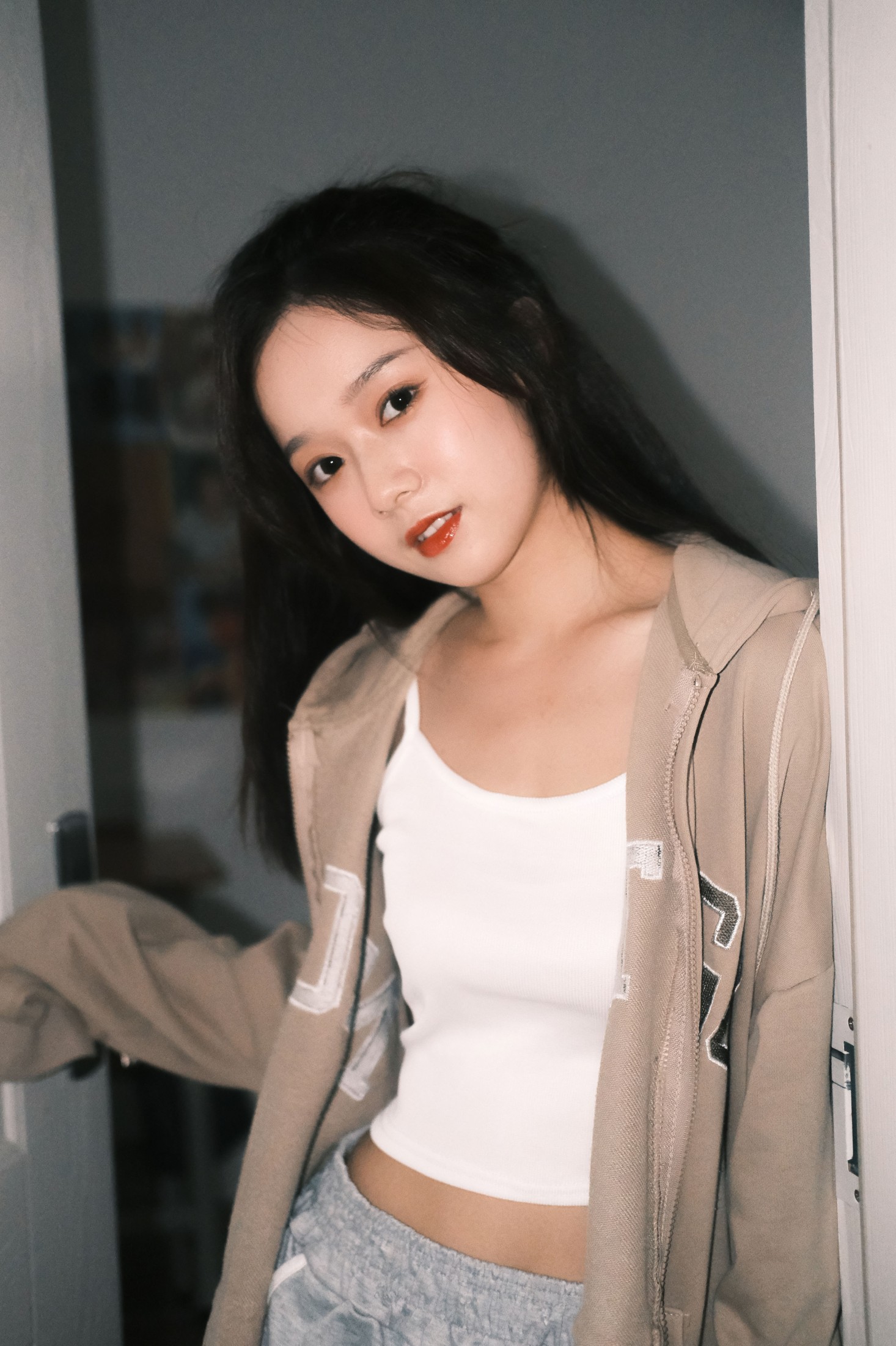 戈曼妮Nini – 《居家记录》[29P] 插图3