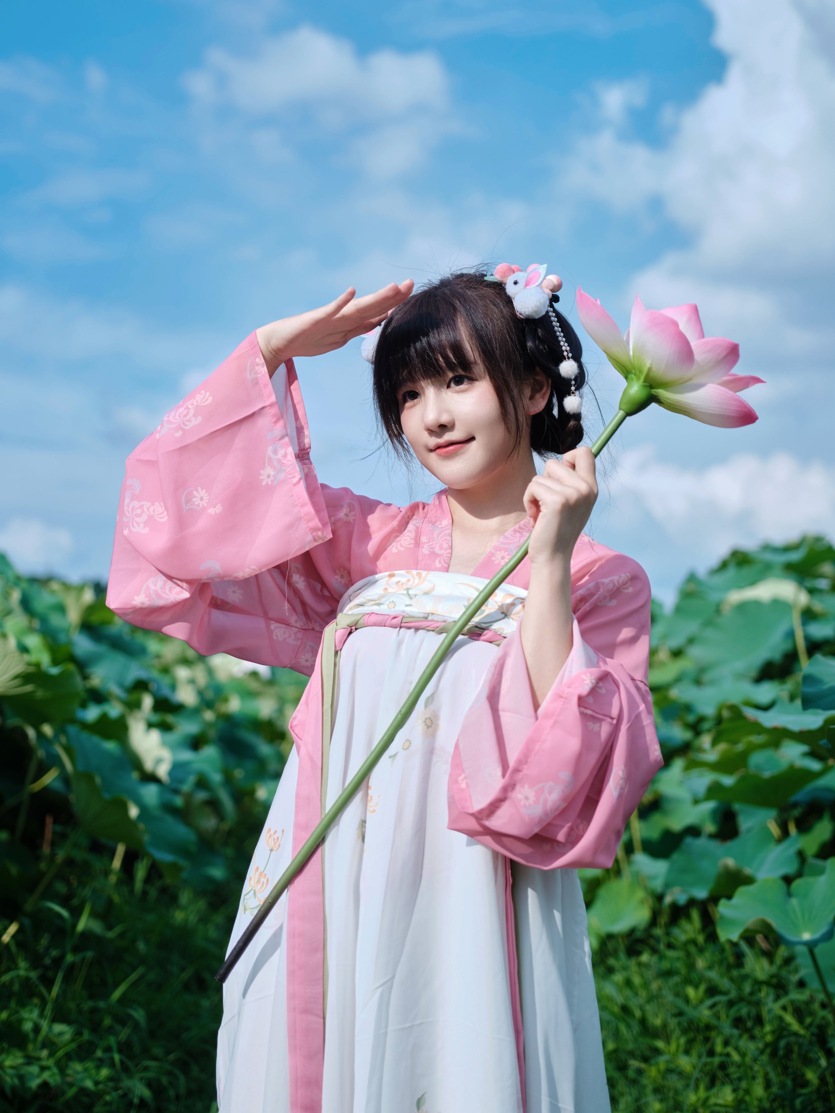 宵宵喵 – 《荷》[28P]