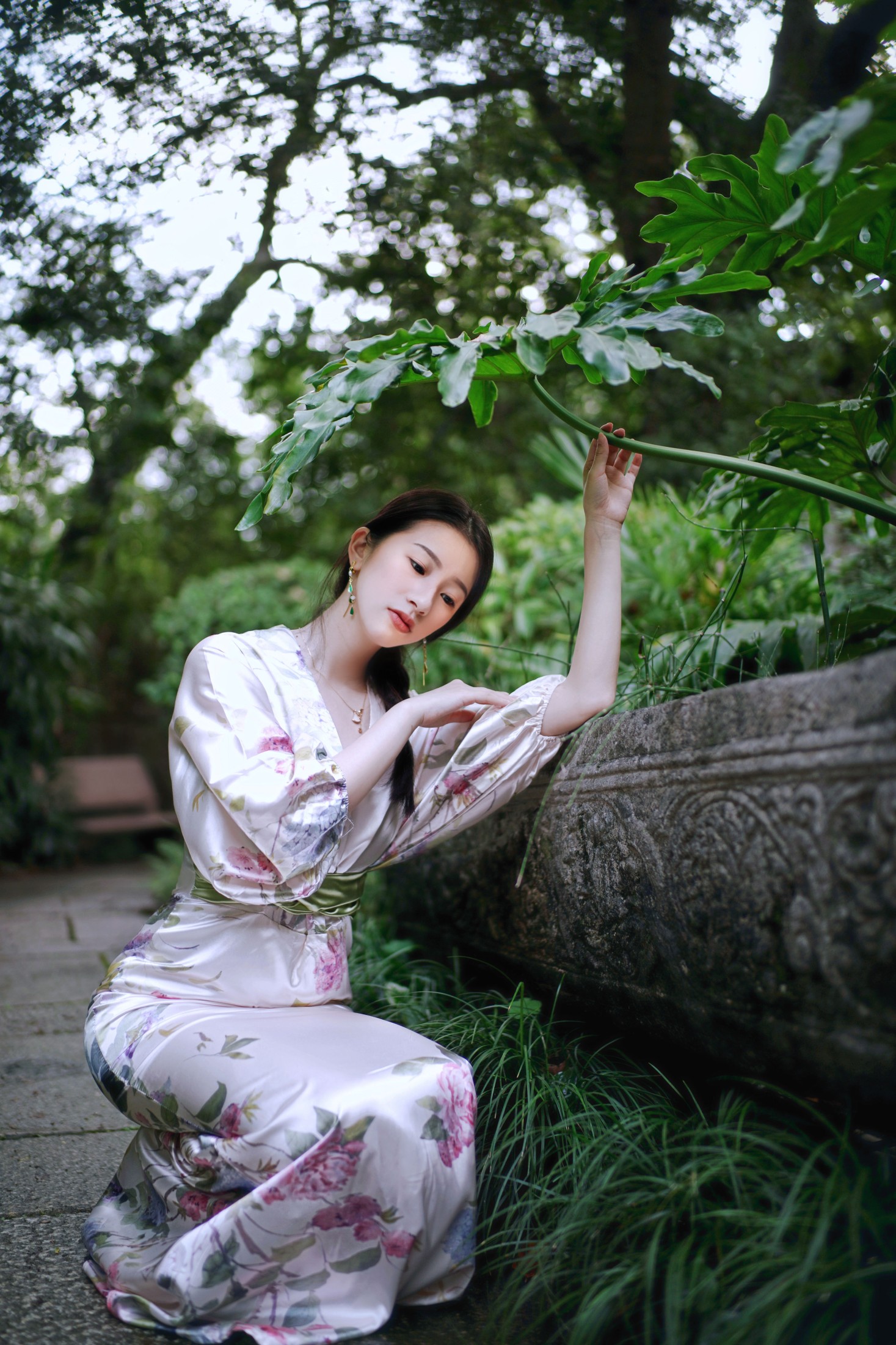 冉冉 – 《幽幽庭院梦》[38P]