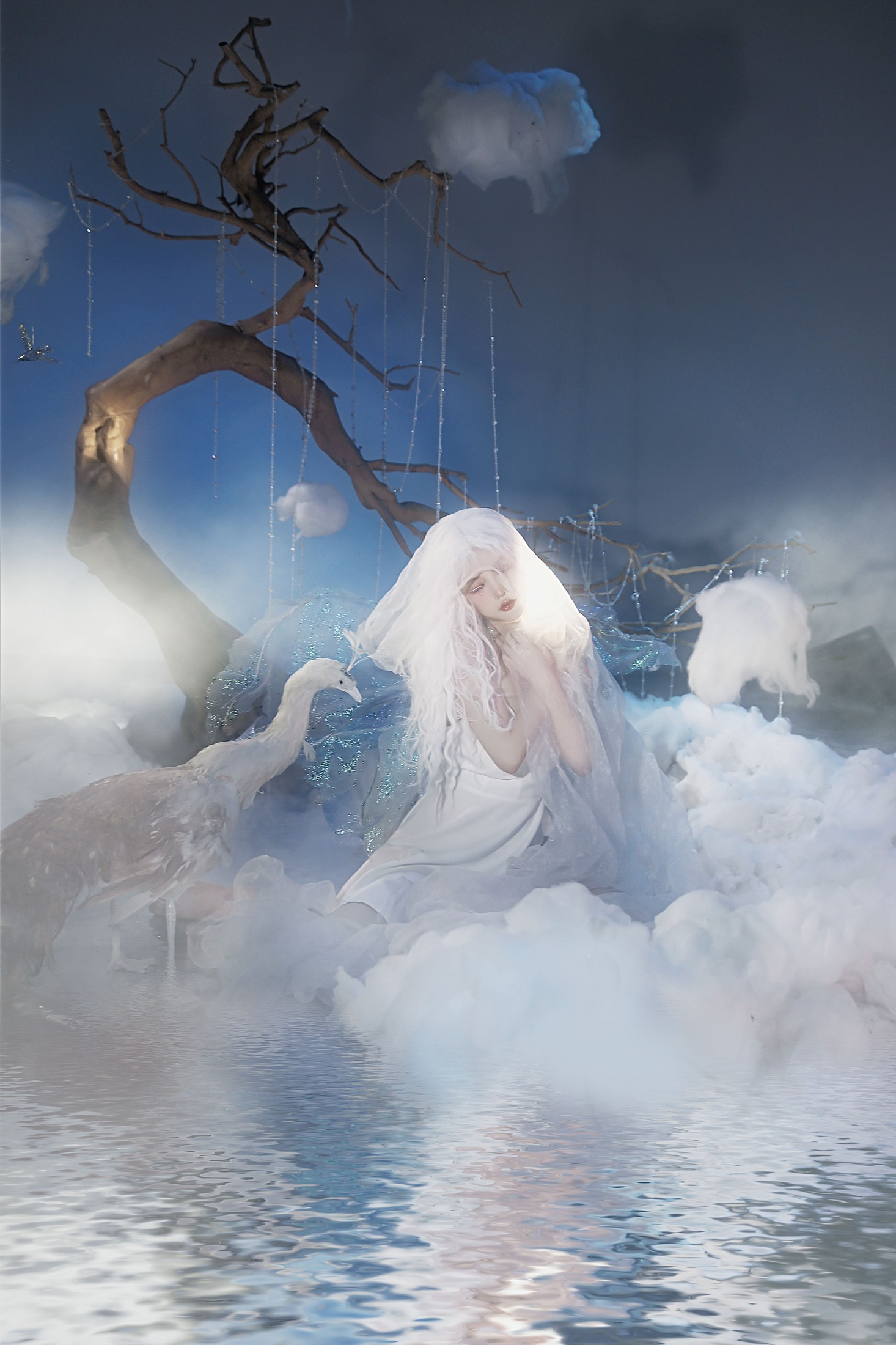 晚辞归 – 《她像是易碎的瓷物》[21P]