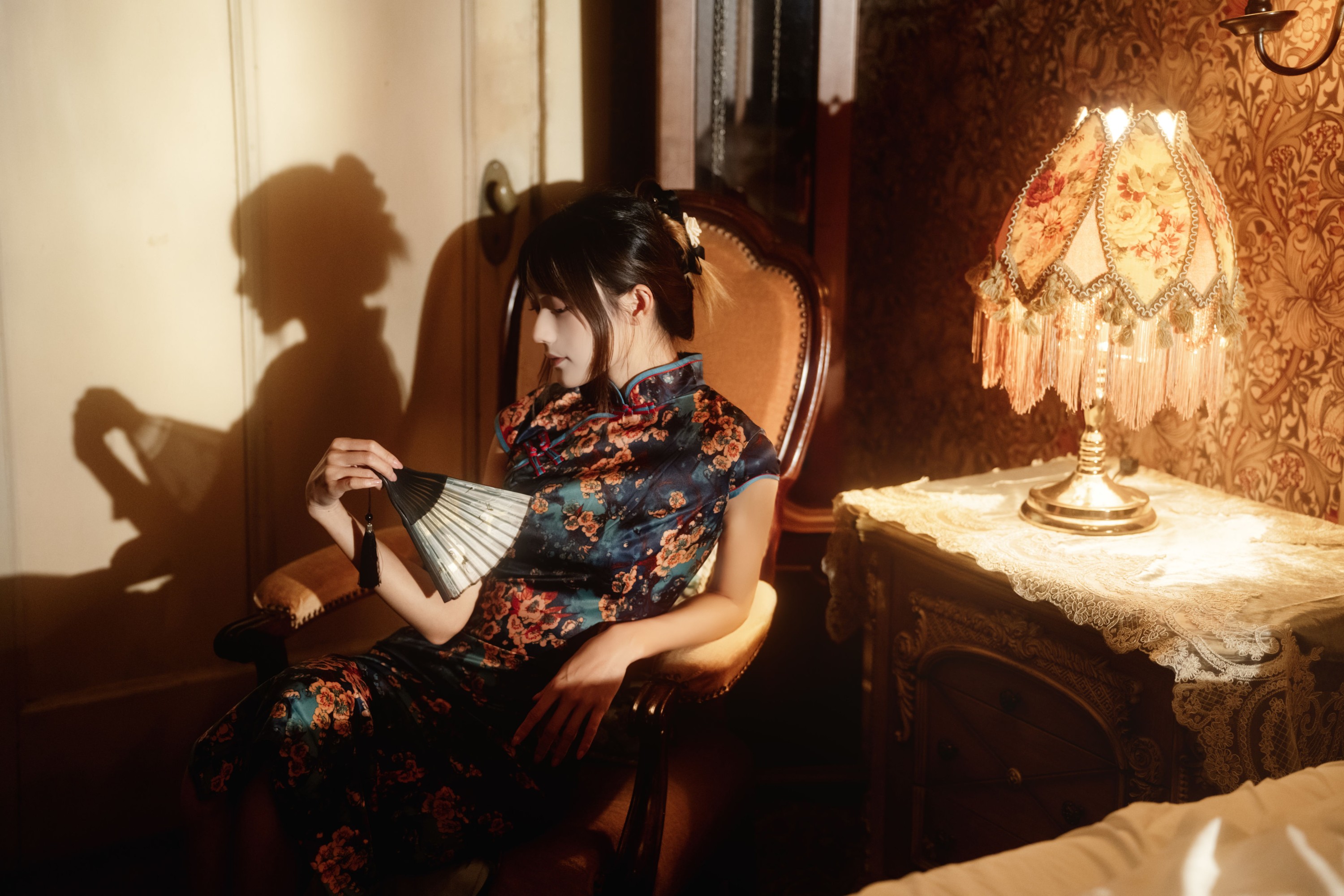 兔子Zzz不吃胡萝卜 – 《暗室玫瑰》[38P]