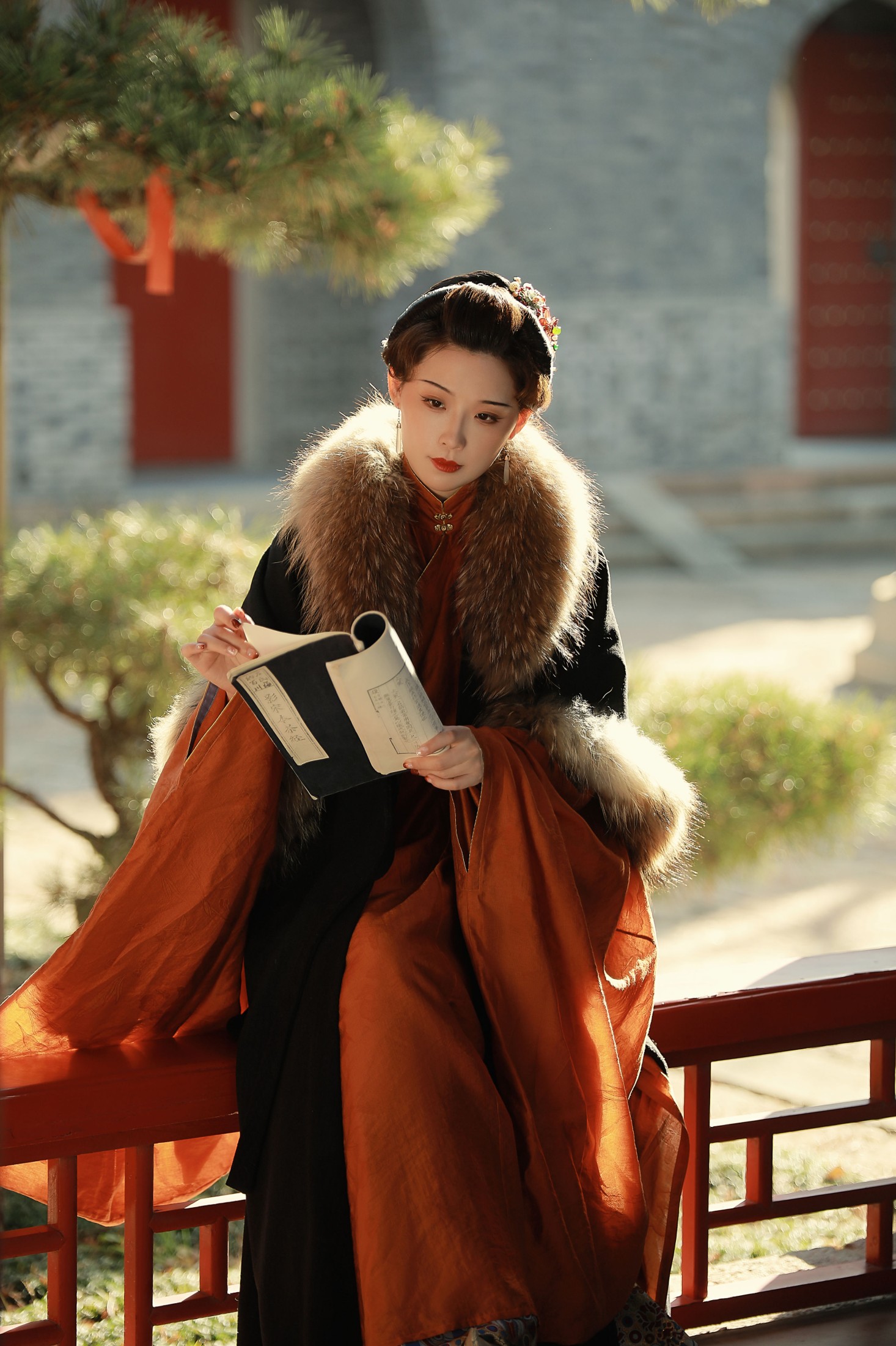 _喵喵家的小鱼干_ – 《宫墙柳》[22P]