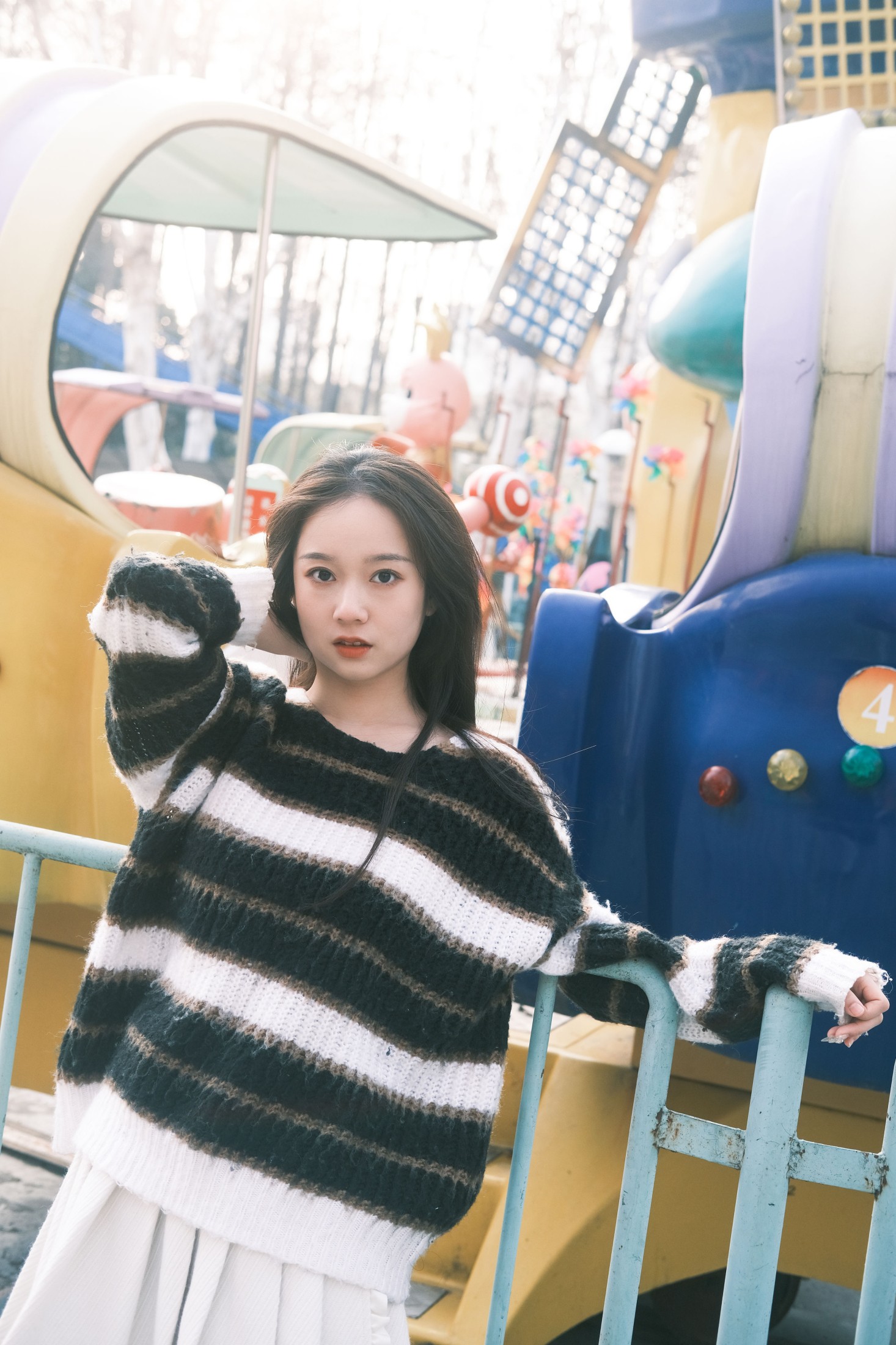 戈曼妮Nini – 《游乐场约会》[38P]