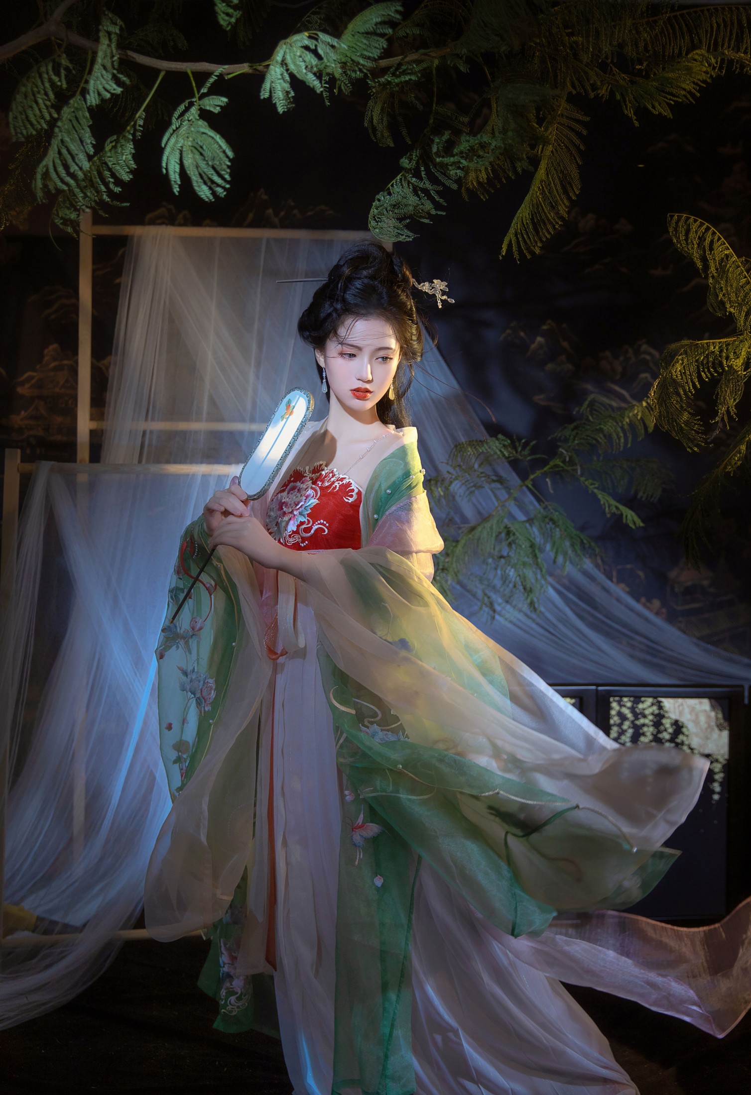 胖琦 – 《庭芜绿》[31P]