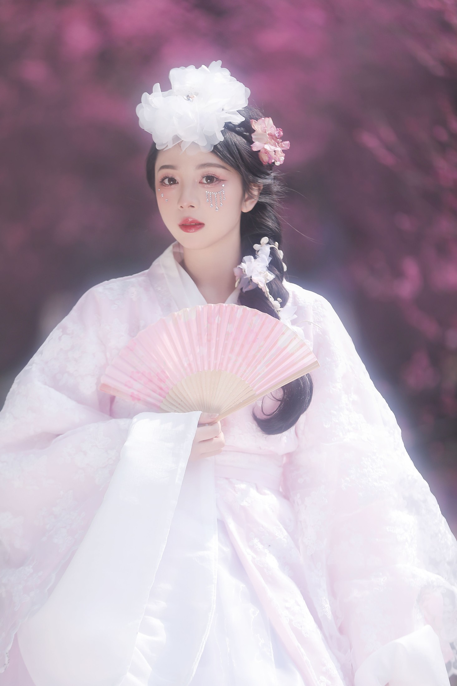 骆明钰 – 《春日之花》[31P]