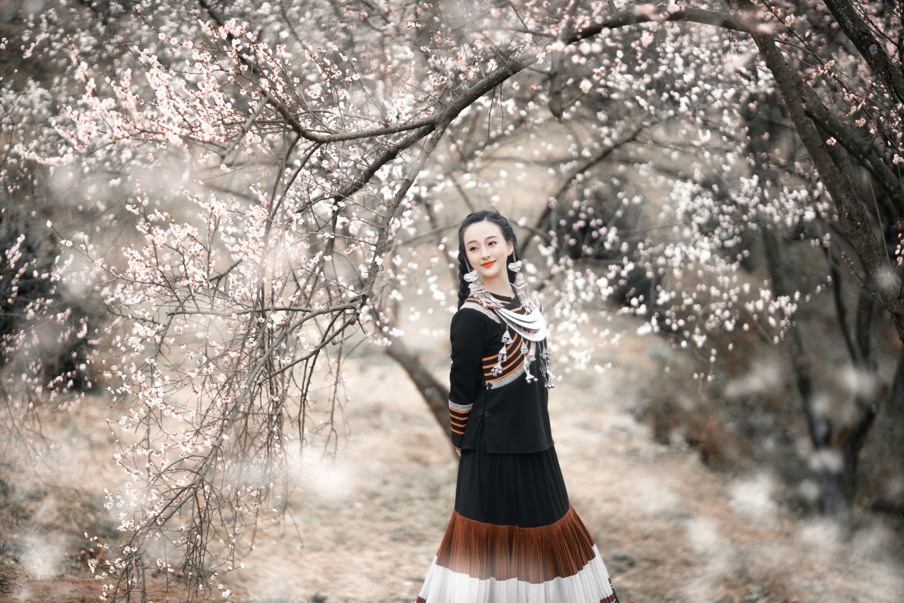 欢欢 – 《花季》[35P]