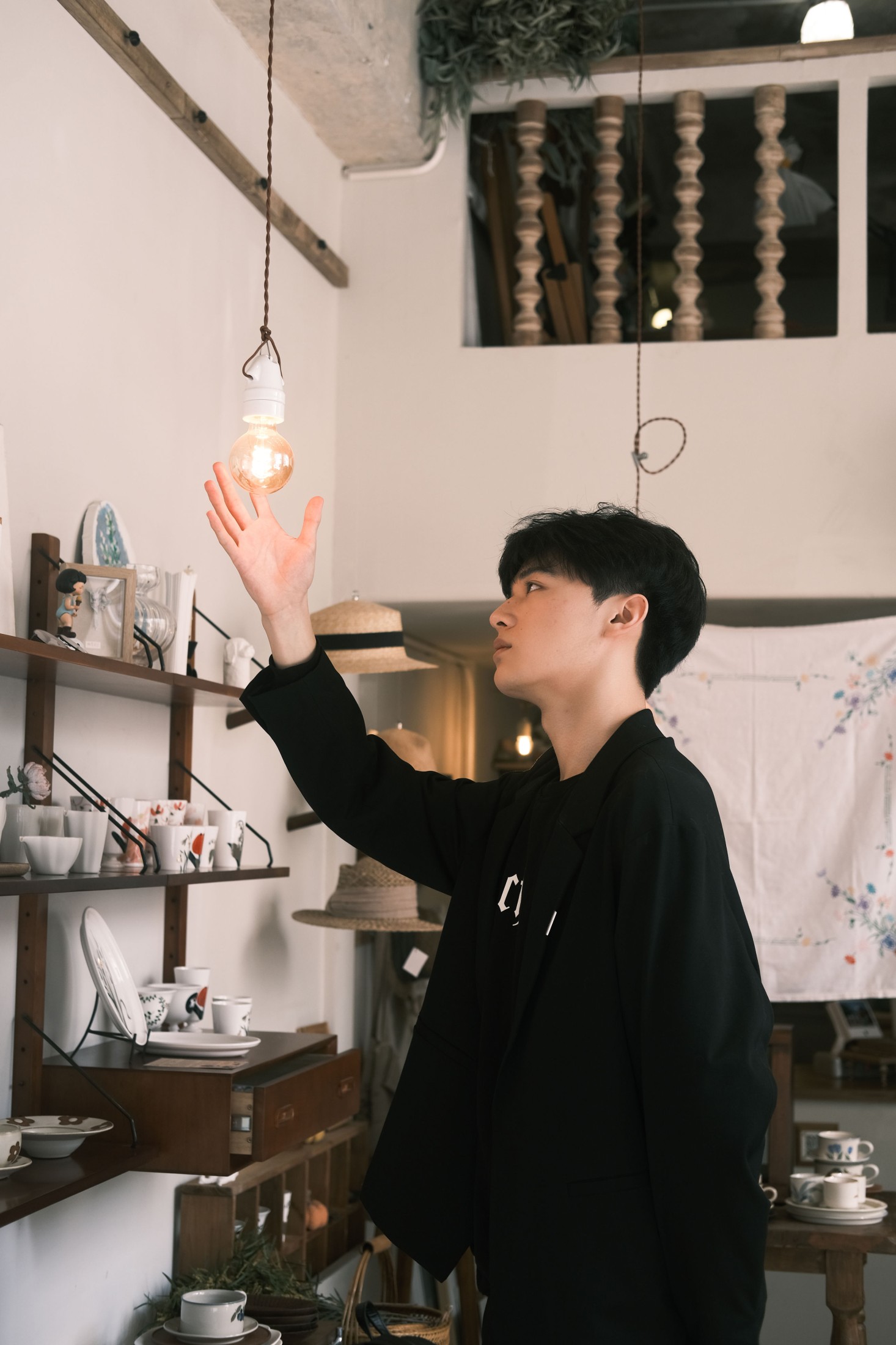 火龙龙龙龙王 – 《可我们不曾见过月光》[32P]