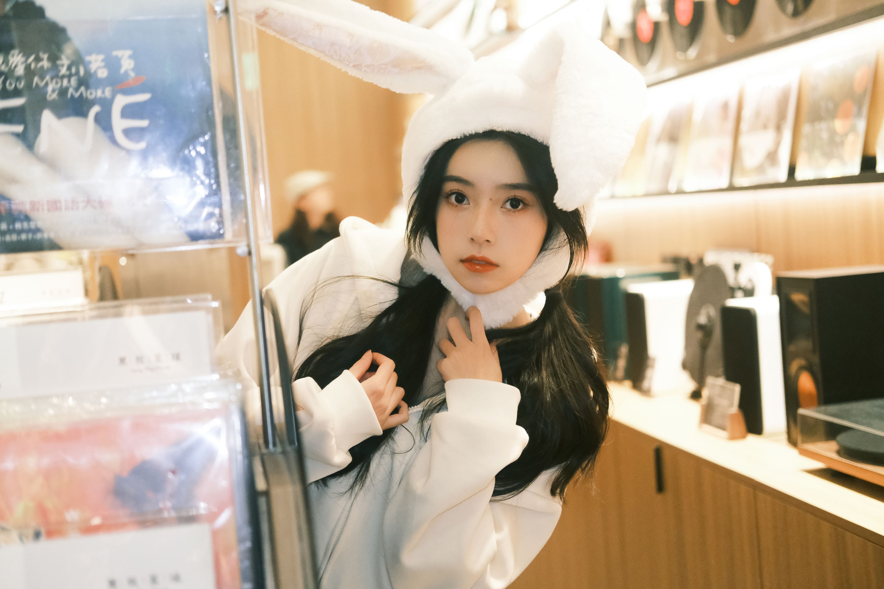 靜鏡婧 – 《兔子小姐冒险计划》[29P]