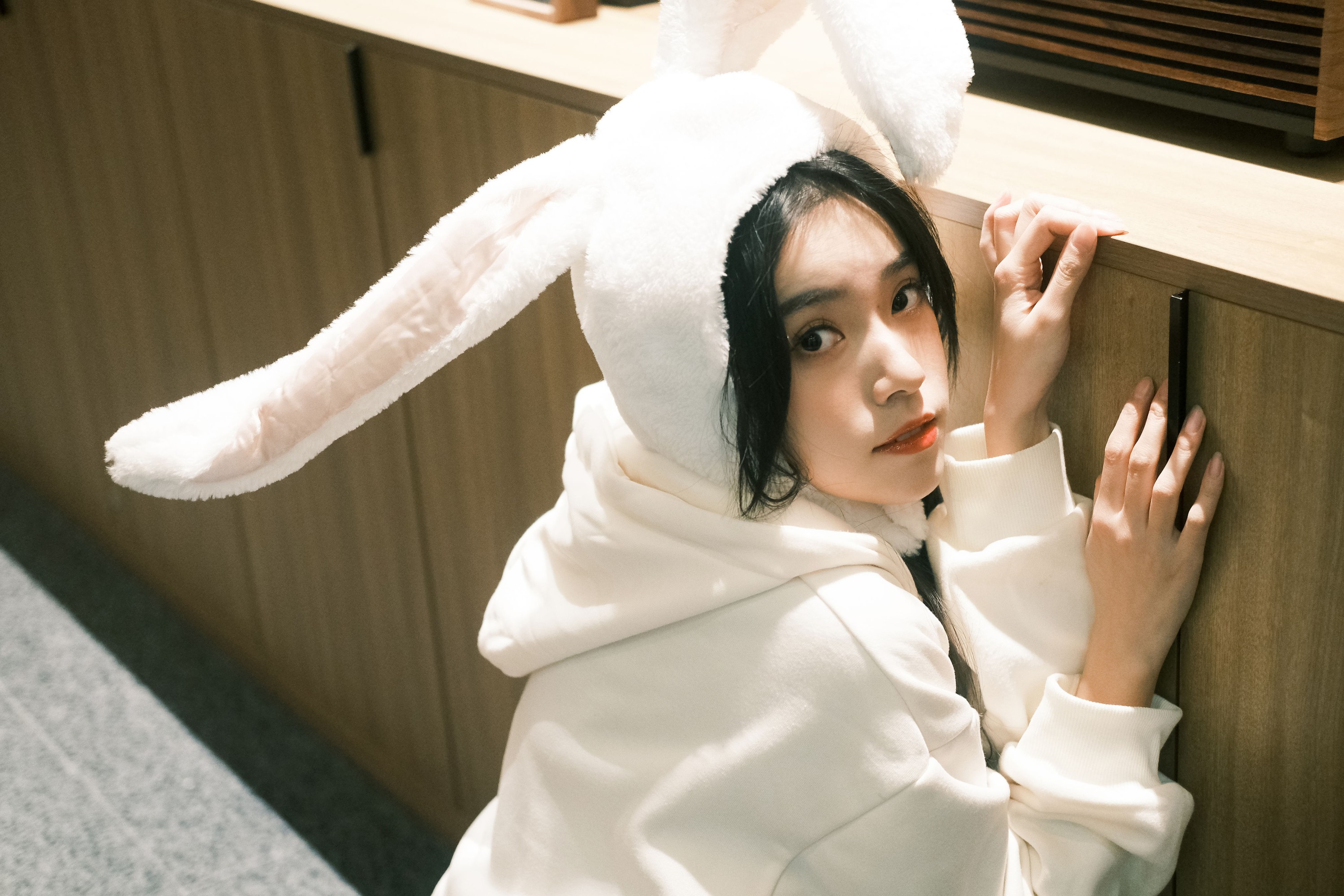 靜鏡婧 – 《兔子小姐冒险计划》[29P]