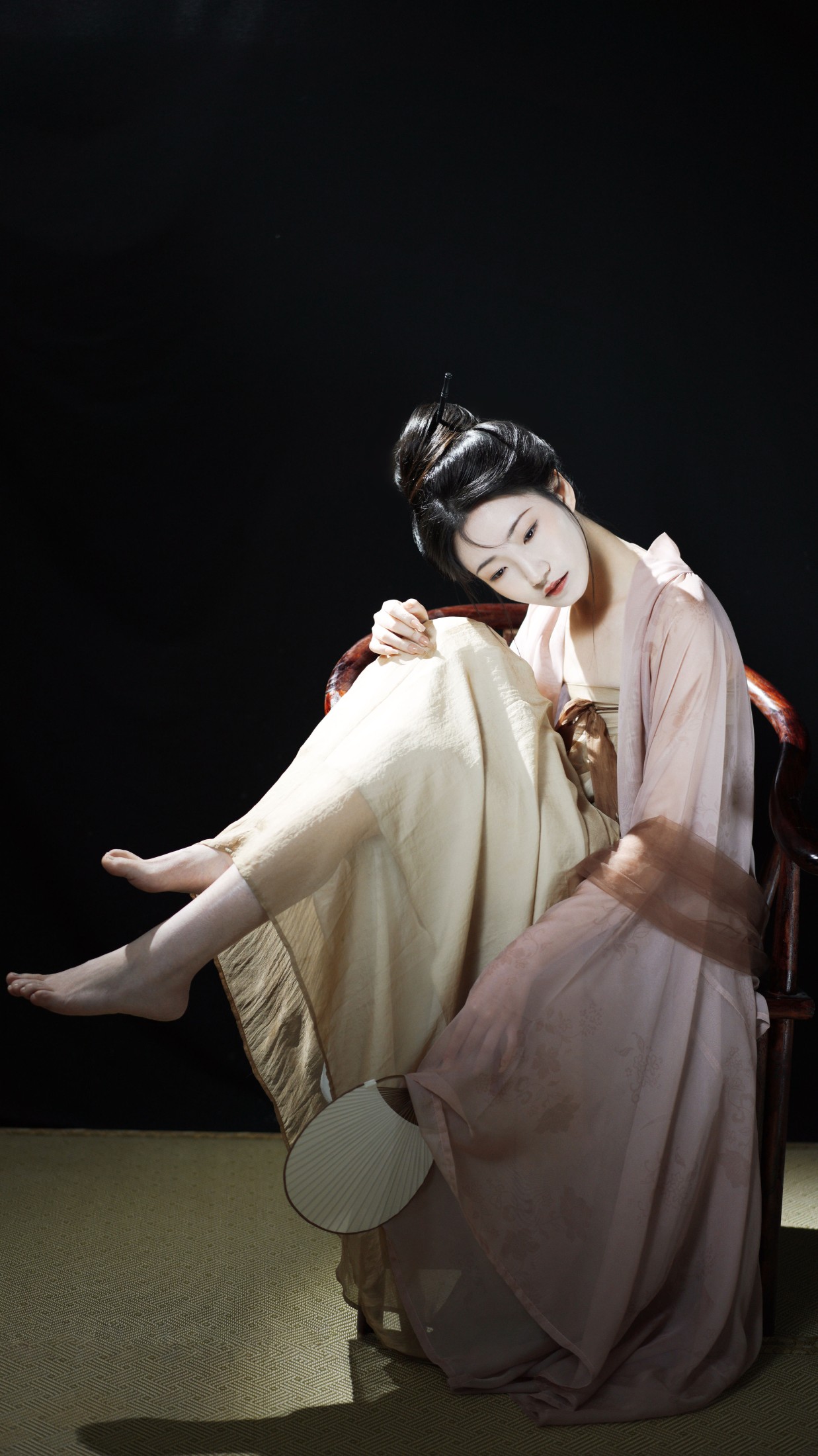 小芥末W – 《束》[27P]