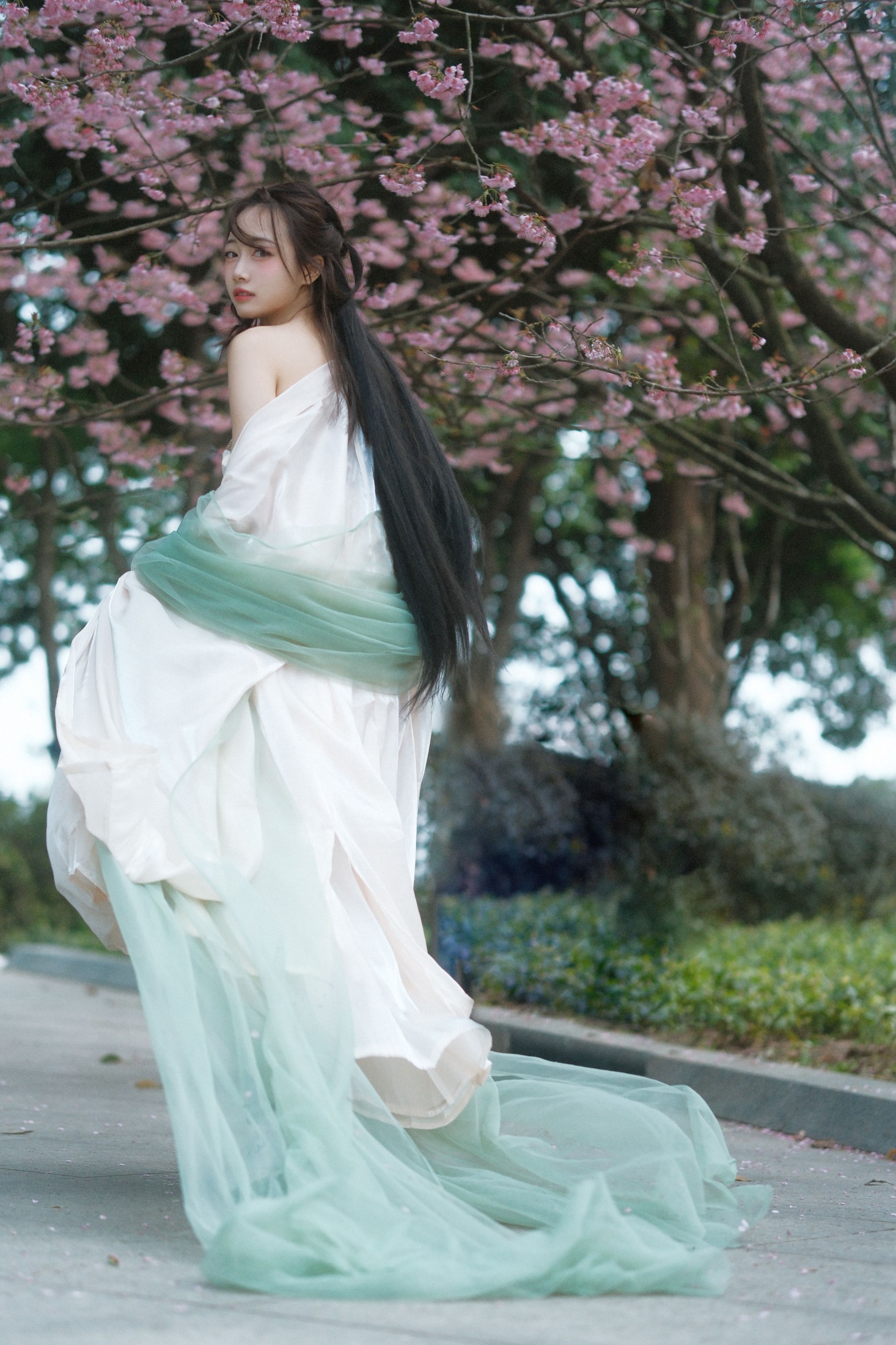 么一奥缪 – 《为你跳最后一支舞》[20P]