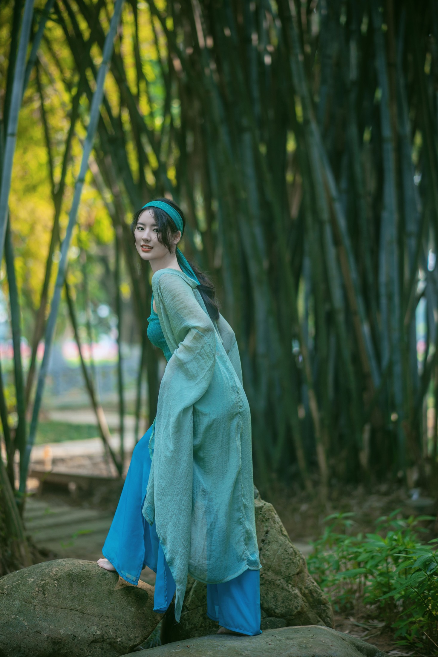 菲菲 – 《青蛇，远离尘世，自由自在》[21P] 插图4