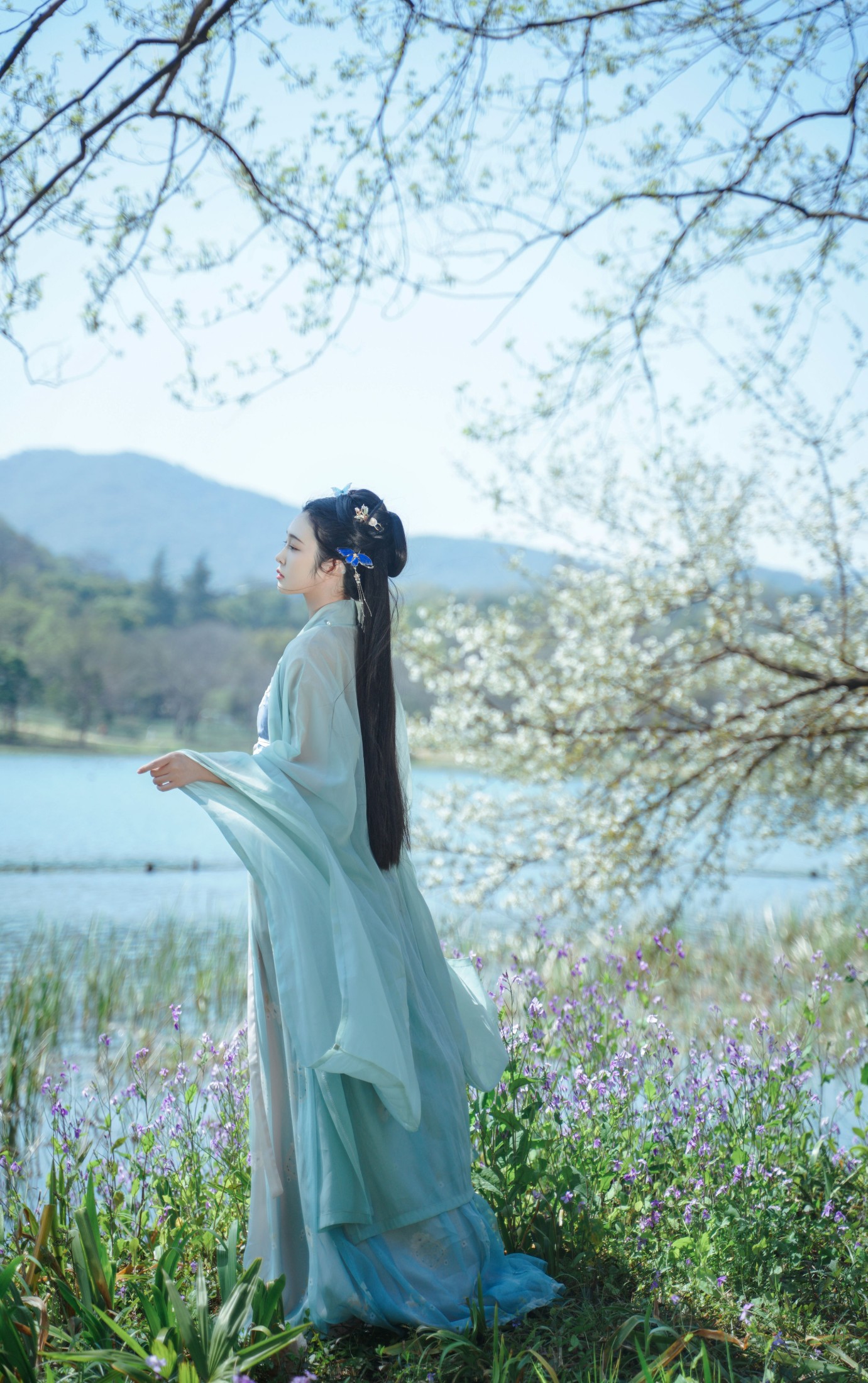 爱探险的夏商周 – 《风动》[24P]