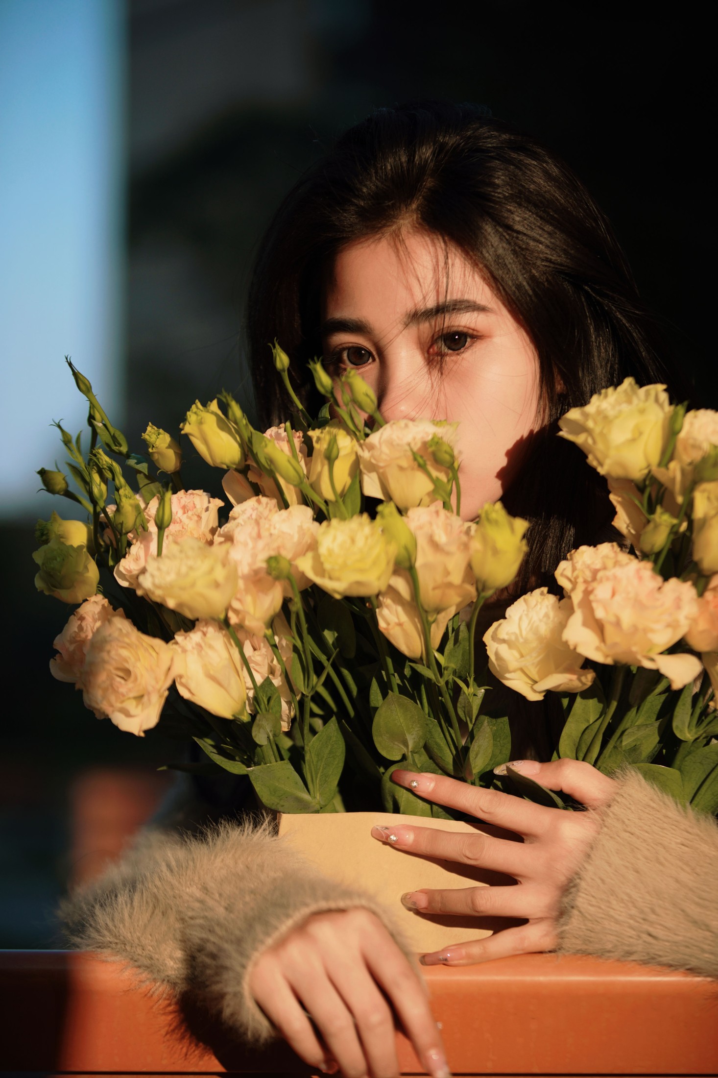 思分 – 《光影与晚霞下的少女》[21P]