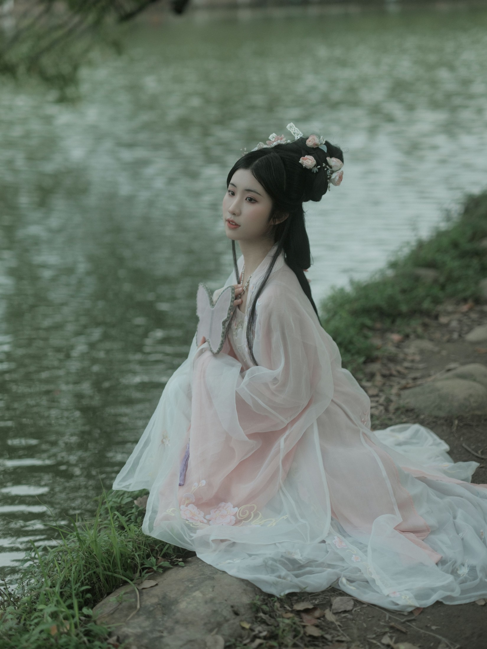 桃菲子 – 《酒歌》[24P]