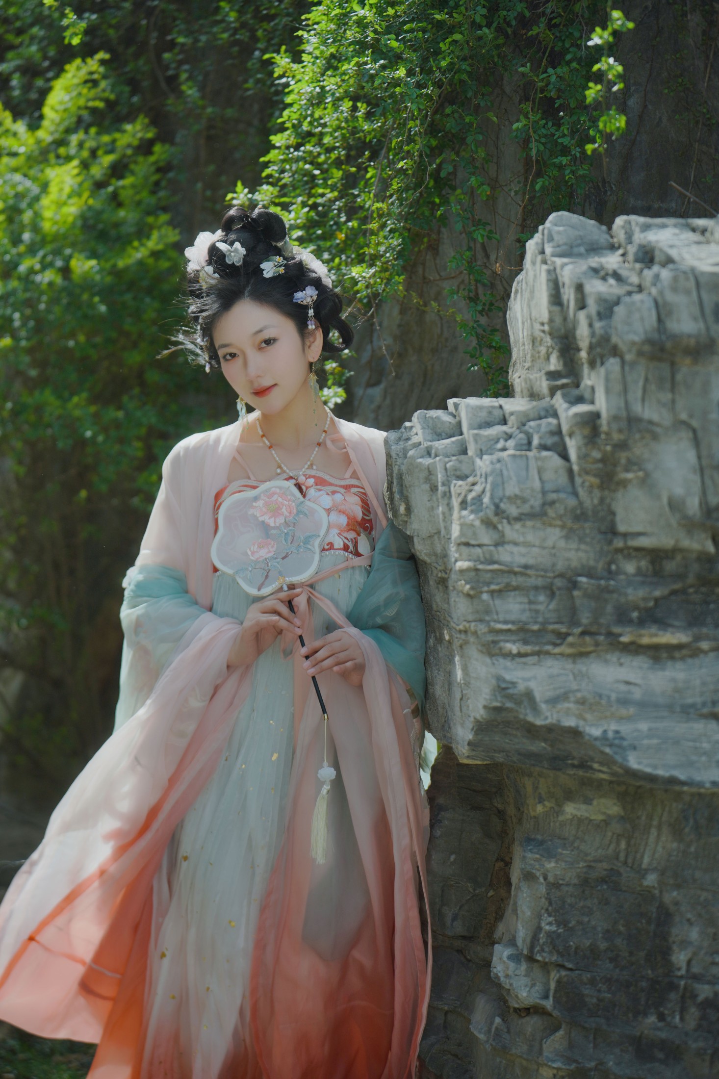 静静 – 《春庭月》[22P]