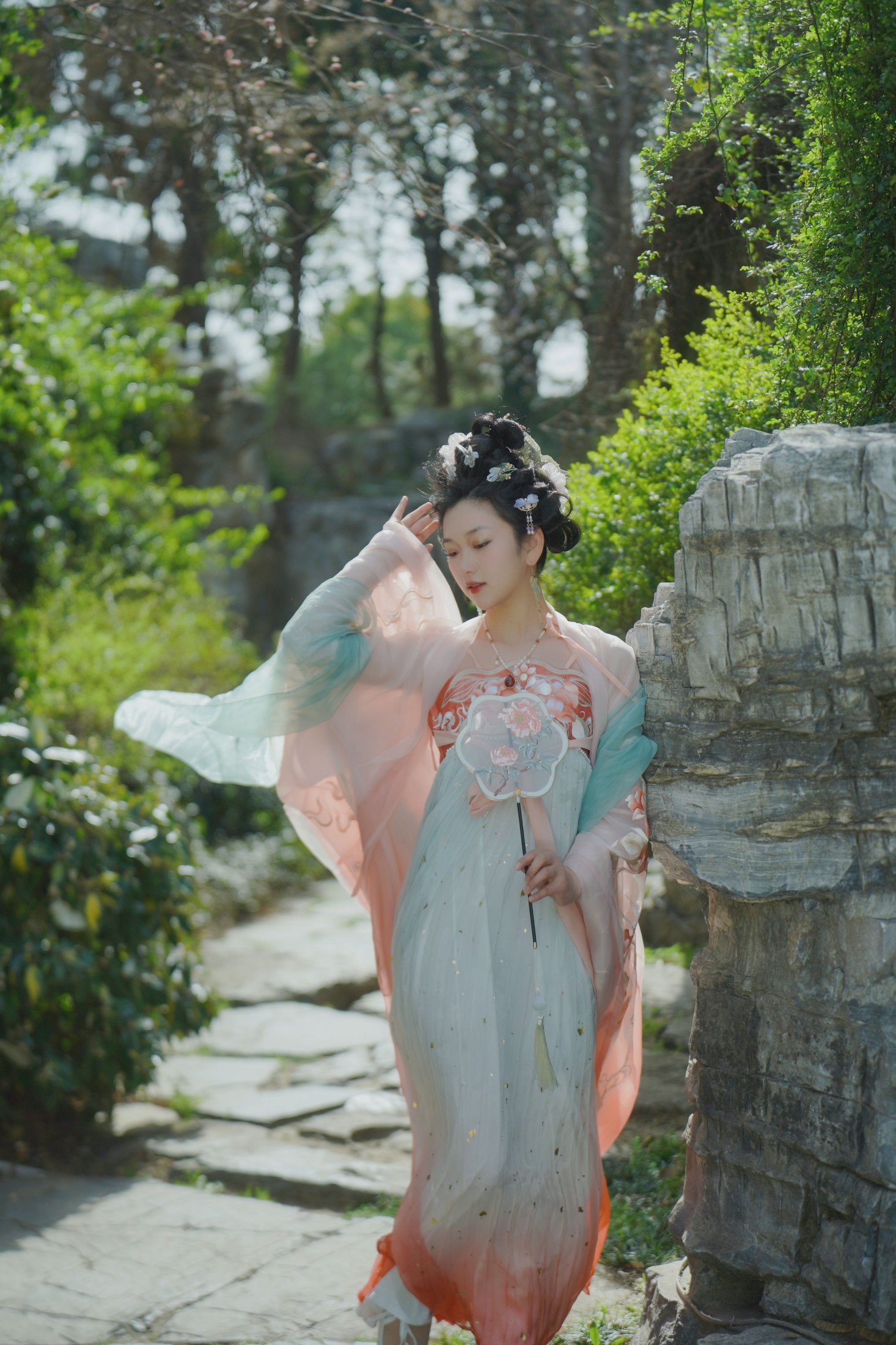 静静 – 《春庭月》[22P]