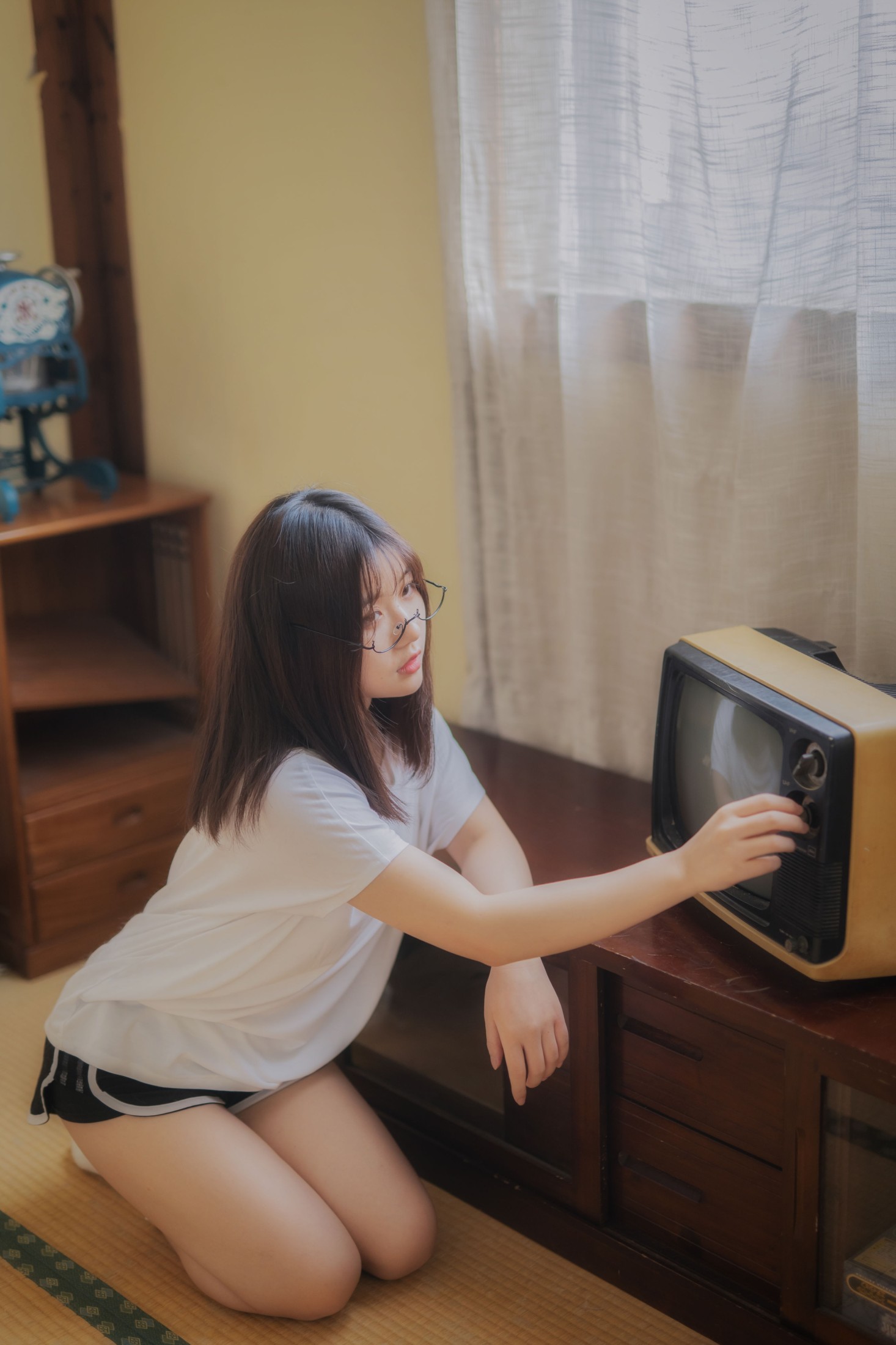 ake阿颗好饿呀 – 《午后少女》[22P]