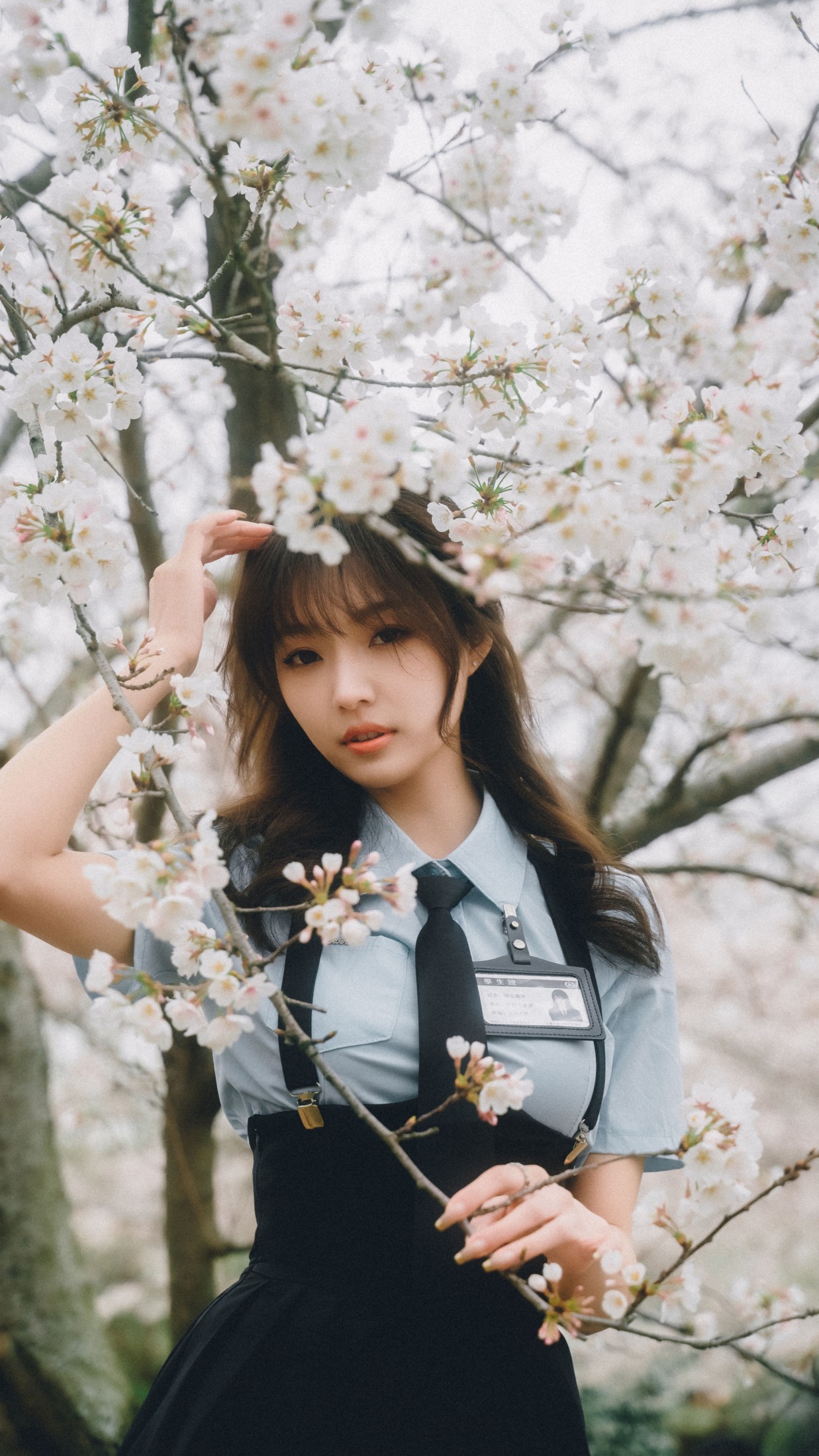 肖肖 – 《我和春天有个约会》[24P]