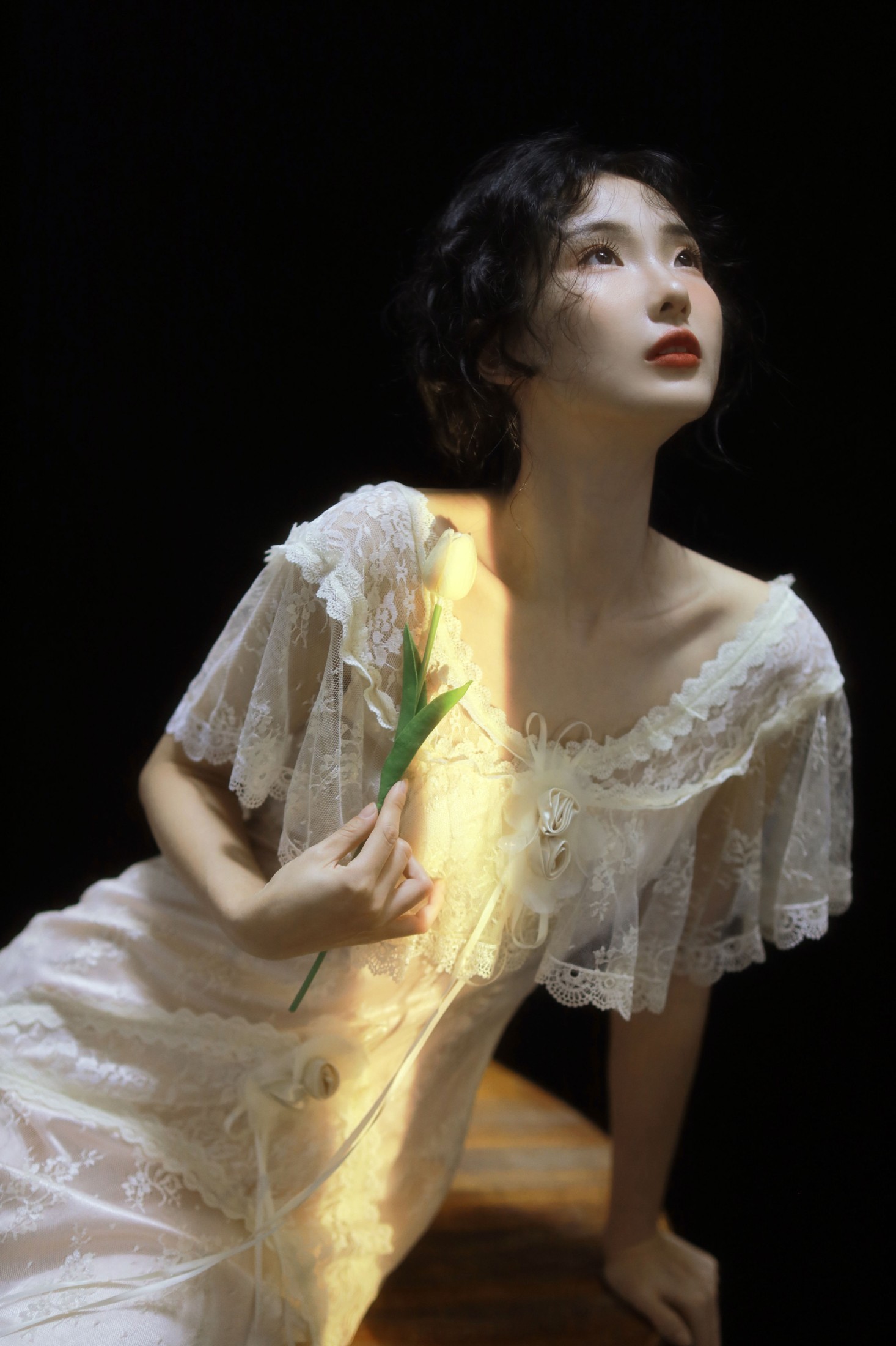 李喵喵 – 《夜纱》[25P]