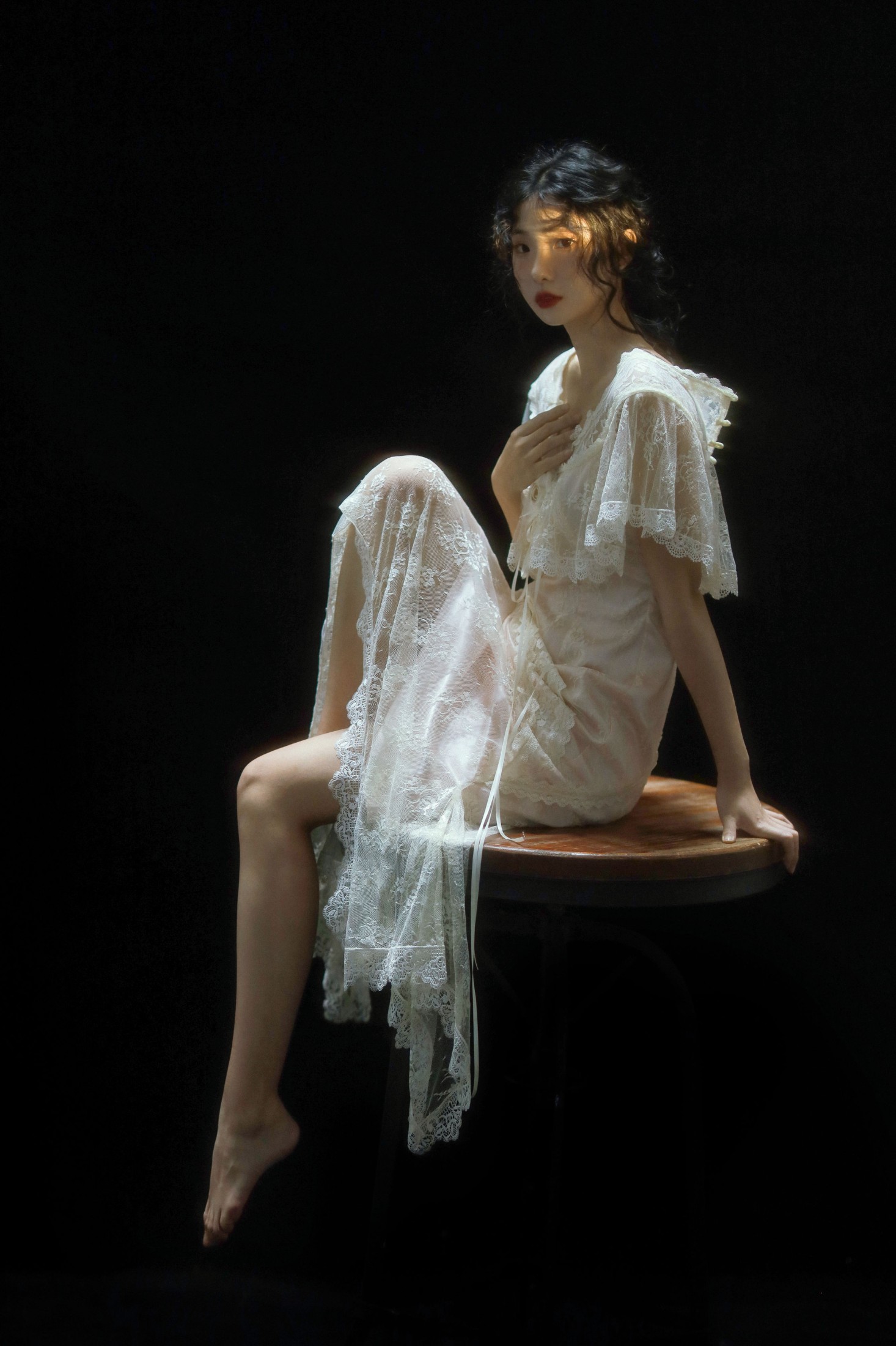 李喵喵 – 《夜纱》[25P]