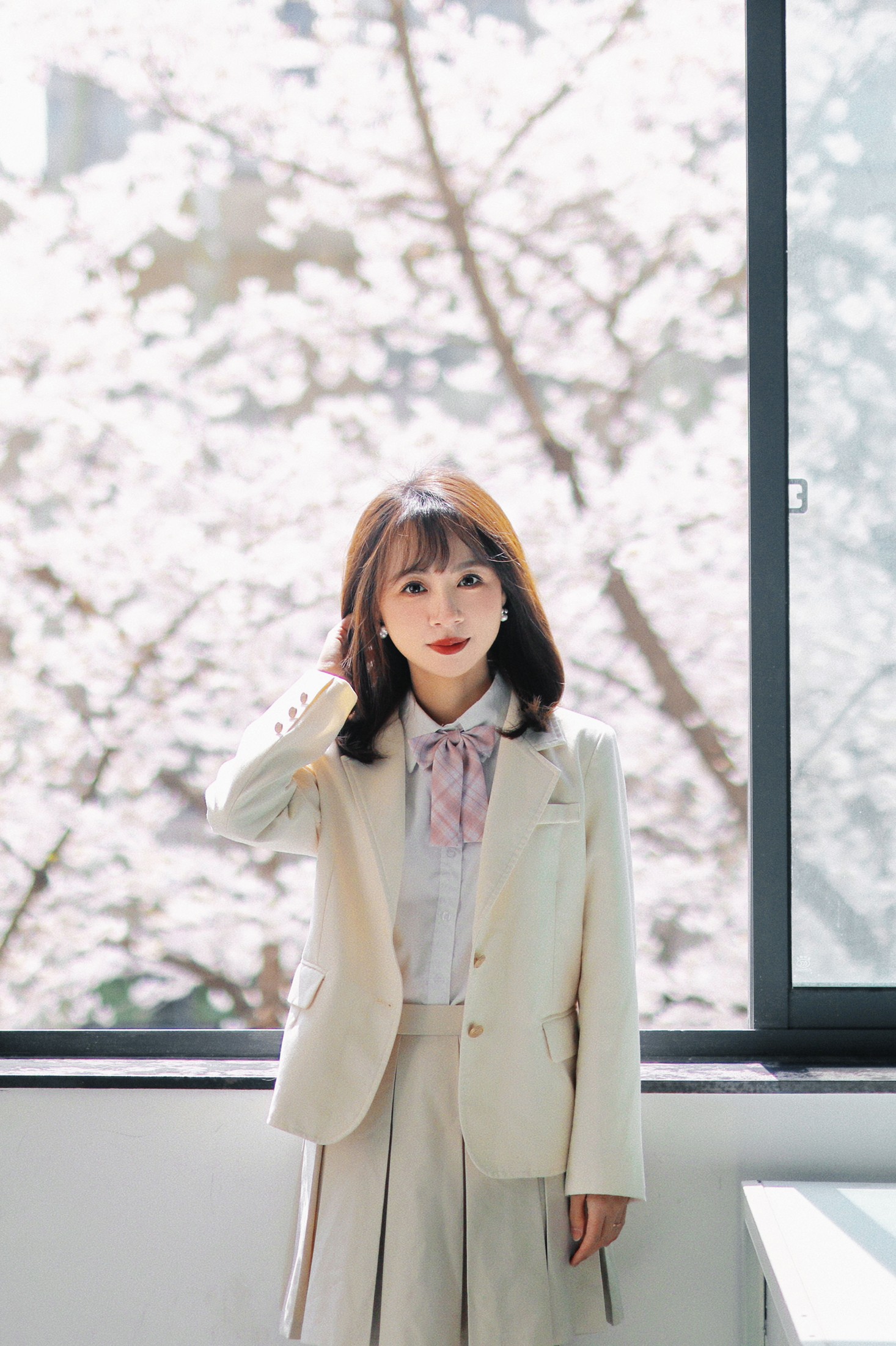 萌伊伊 – 《樱花教室》[33P]