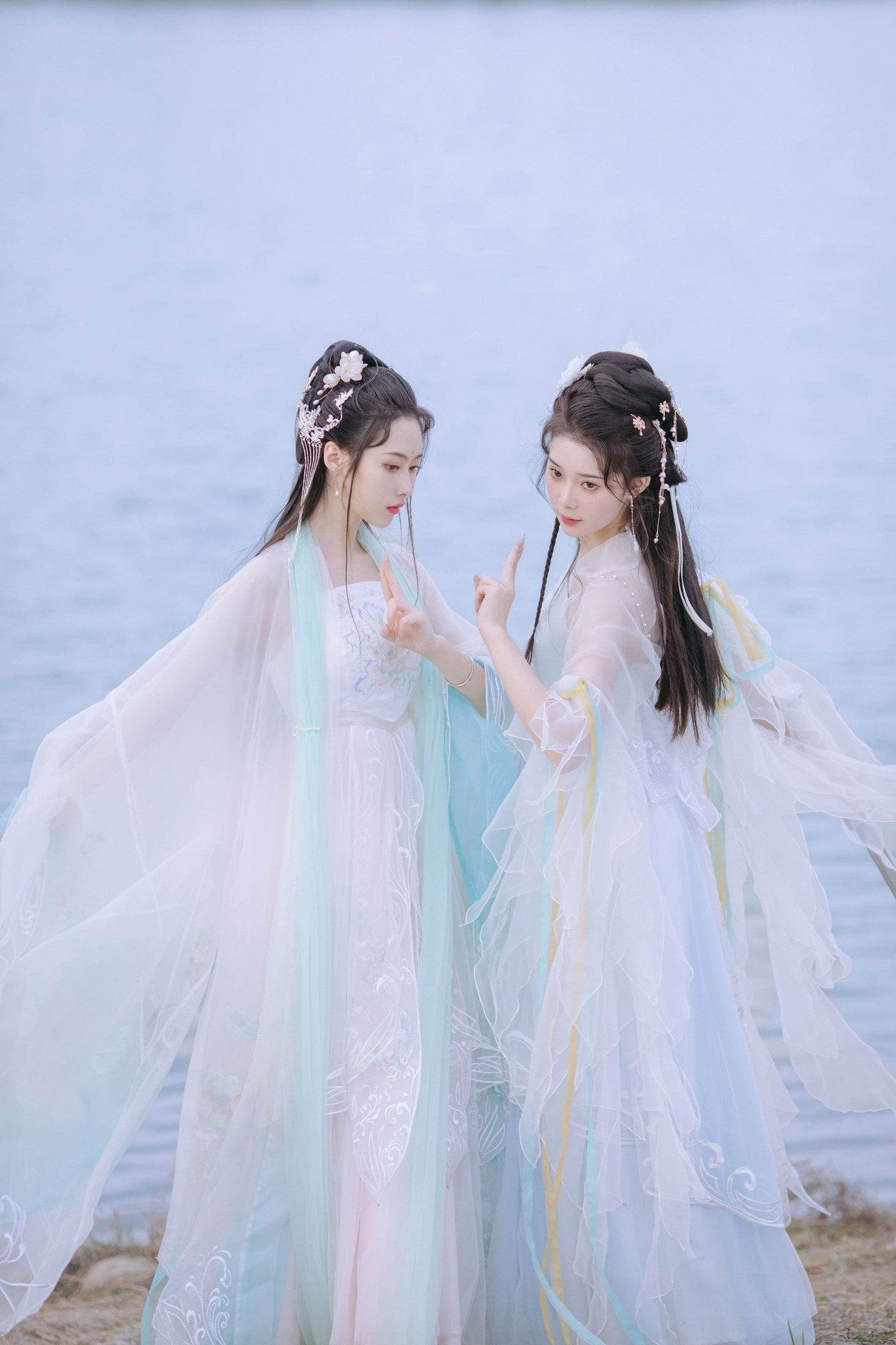 褚鸢鸢 小宇咂 – 《仙岛修真日常》[24P]