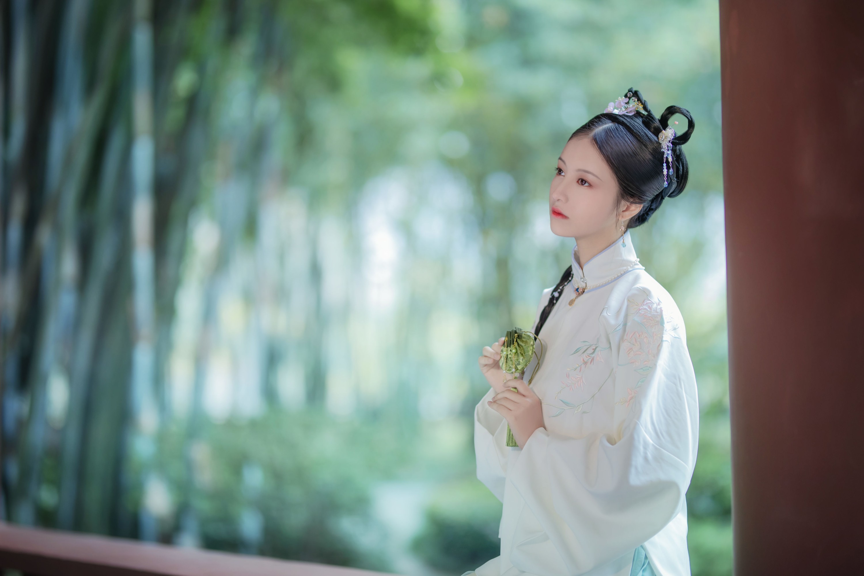 培培爱吃麦当劳 – 《点绛唇》[22P]