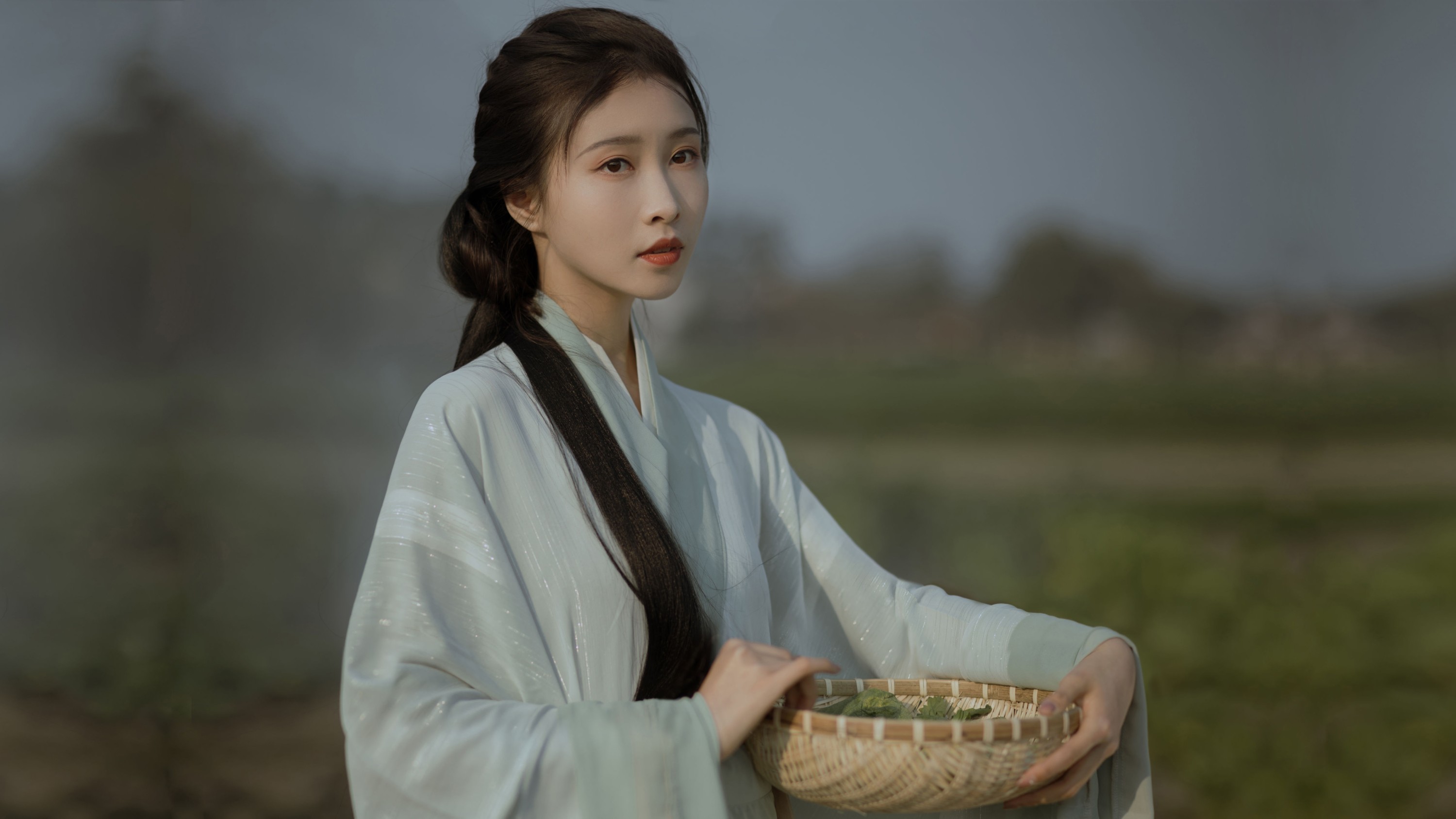 姌Rr – 《无花无酒锄作田》[32P]