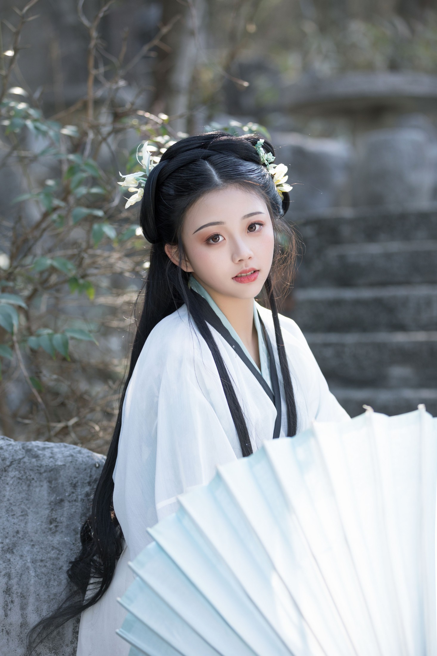 谨陬捌 – 《秋怀》[33P]