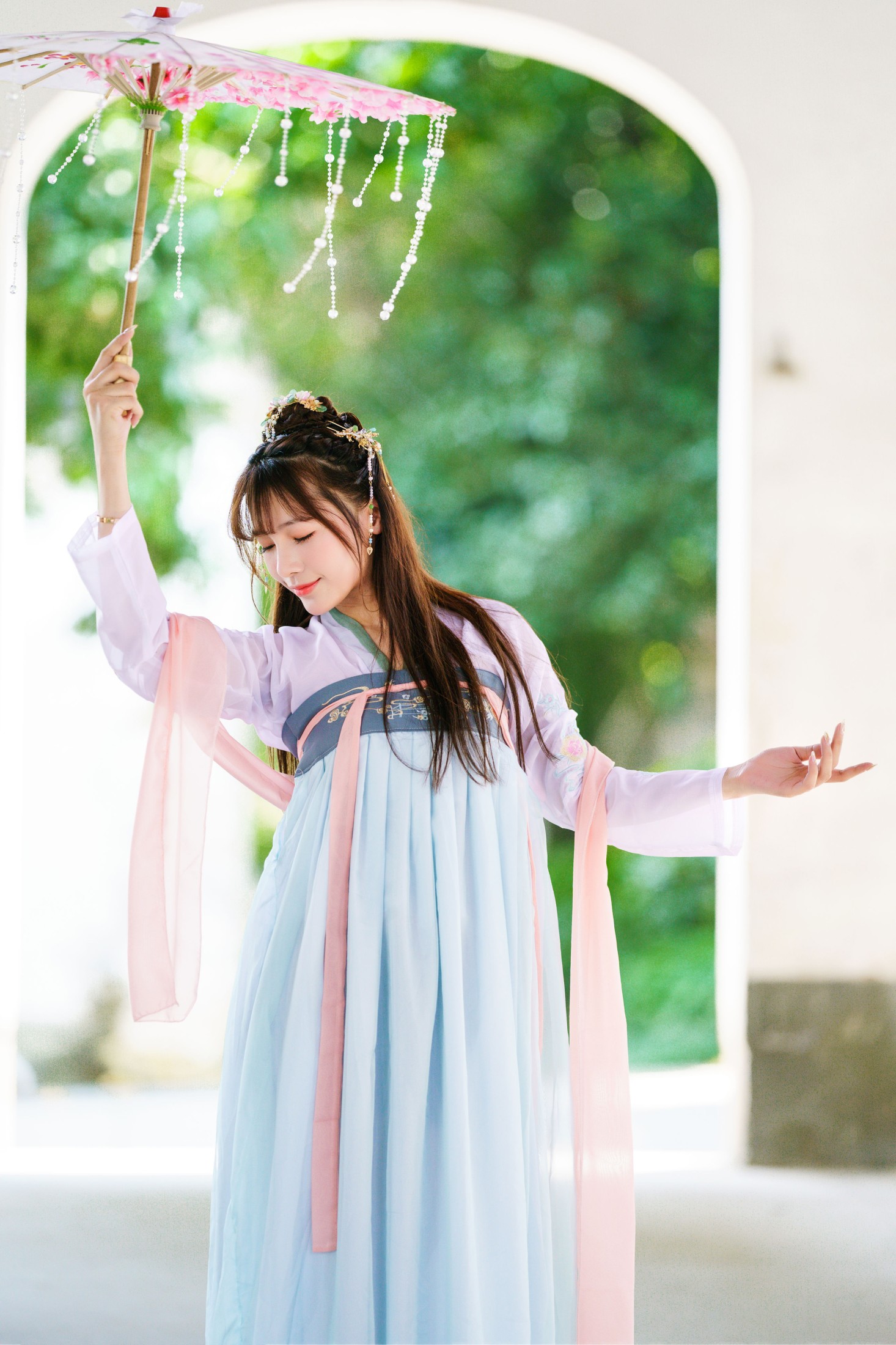 沐妍 – 《长袖善舞，终于拍到会跳舞的小姐姐》[34P]