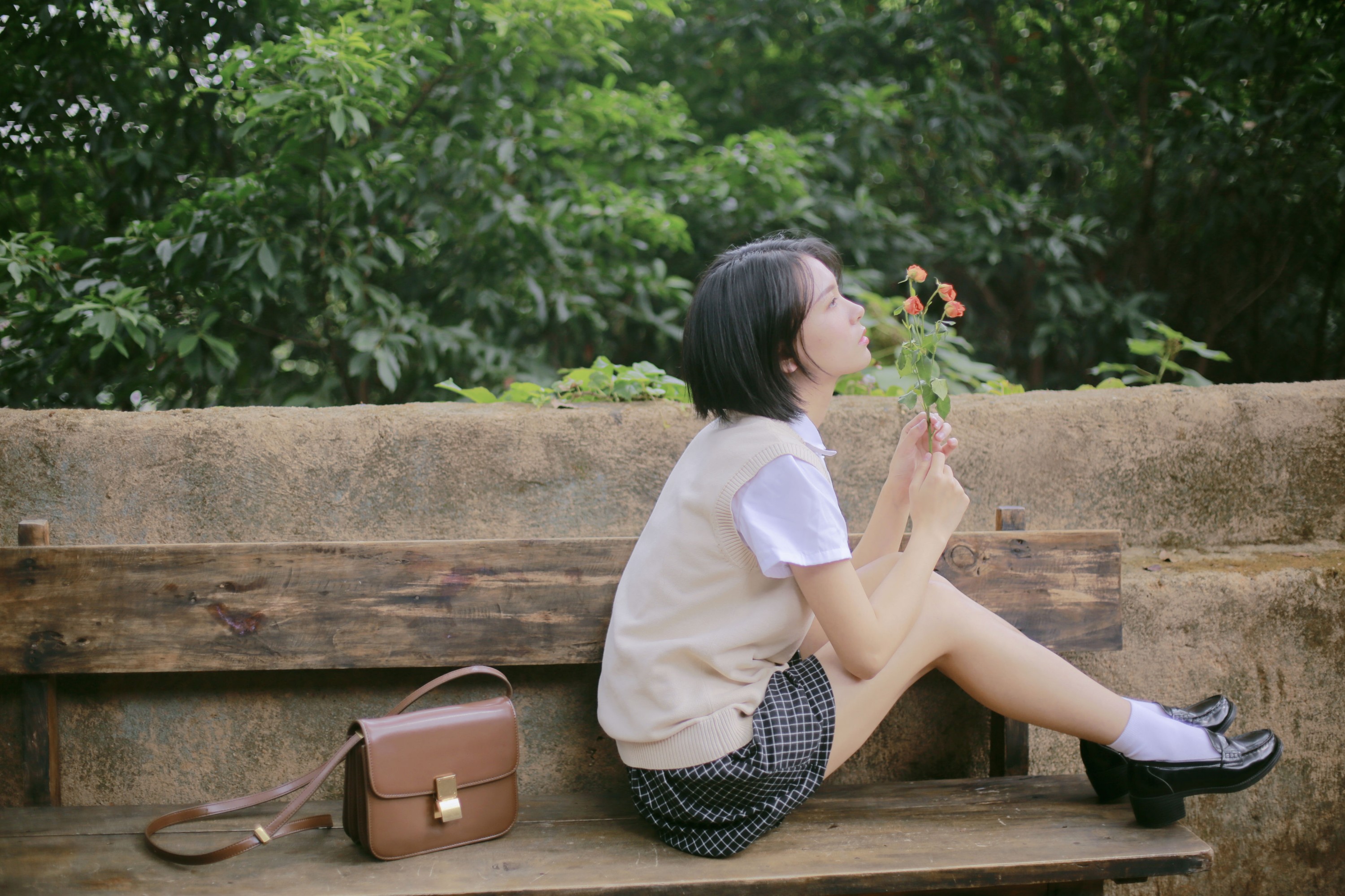 书格子呀 – 《她的眼里有星星》[24P]