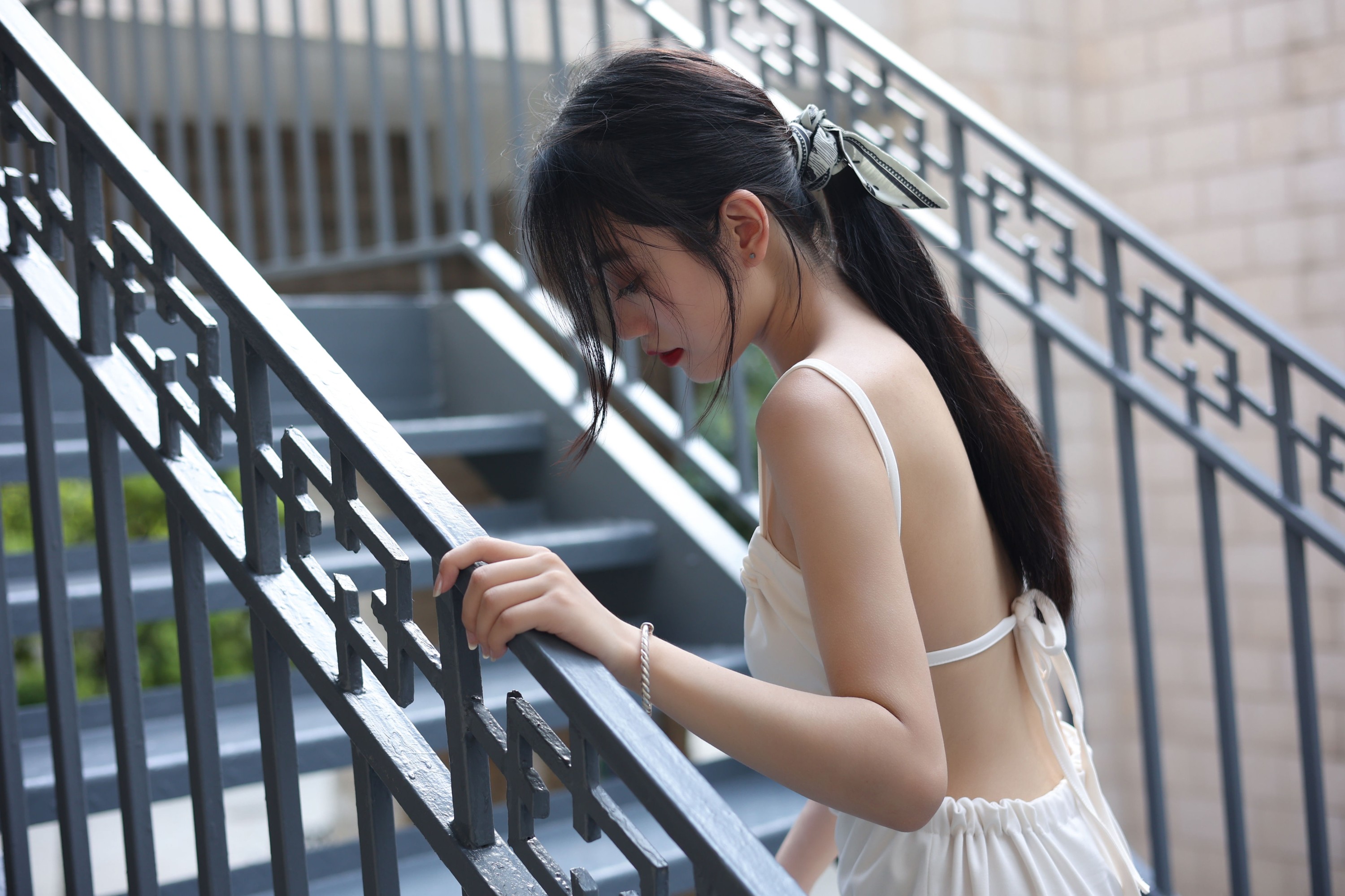 鑫晨 – 《漂亮的不是我而是十九岁》[30P]