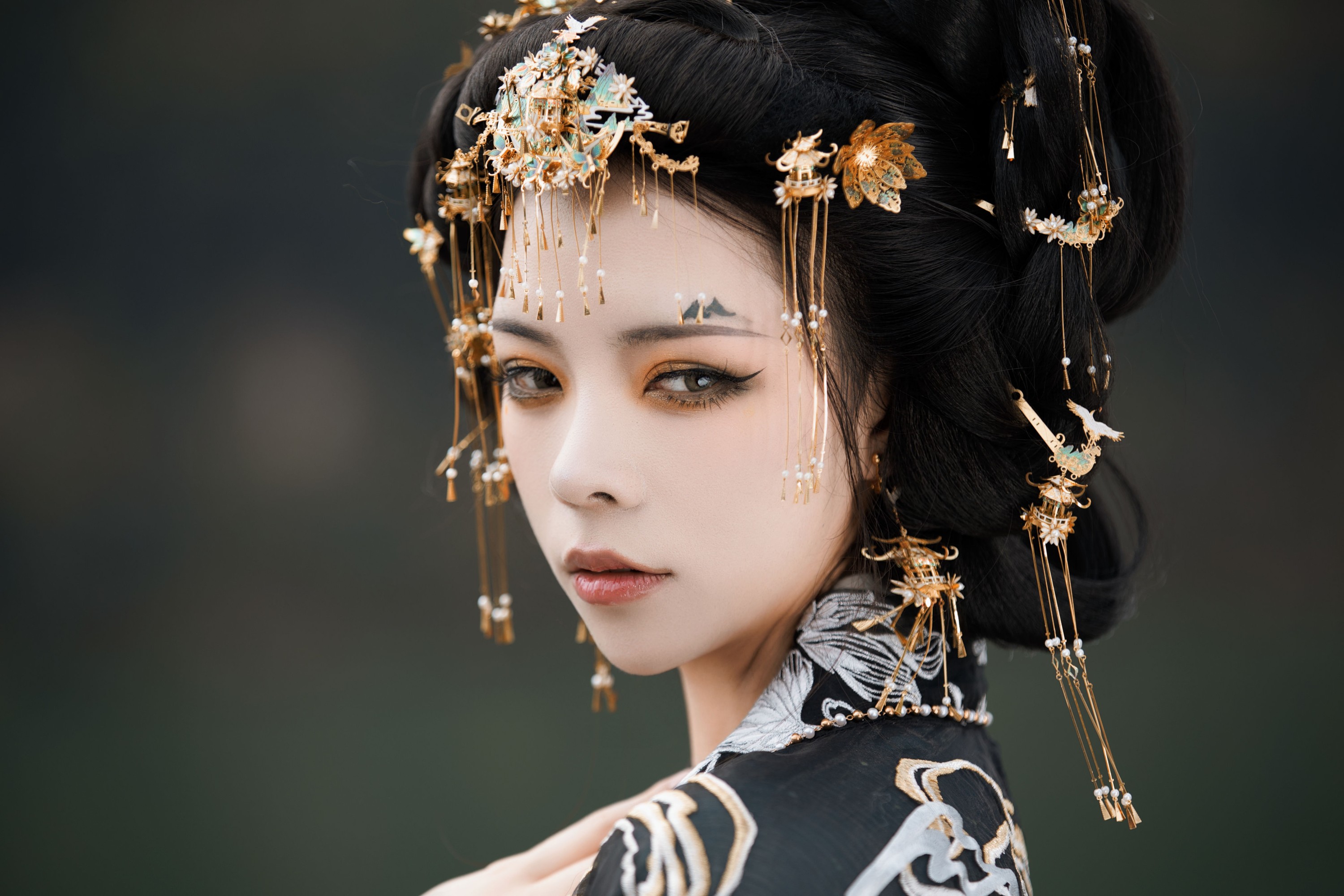 赵瑞洁EZ_ – 《女皇陛下》[24P]