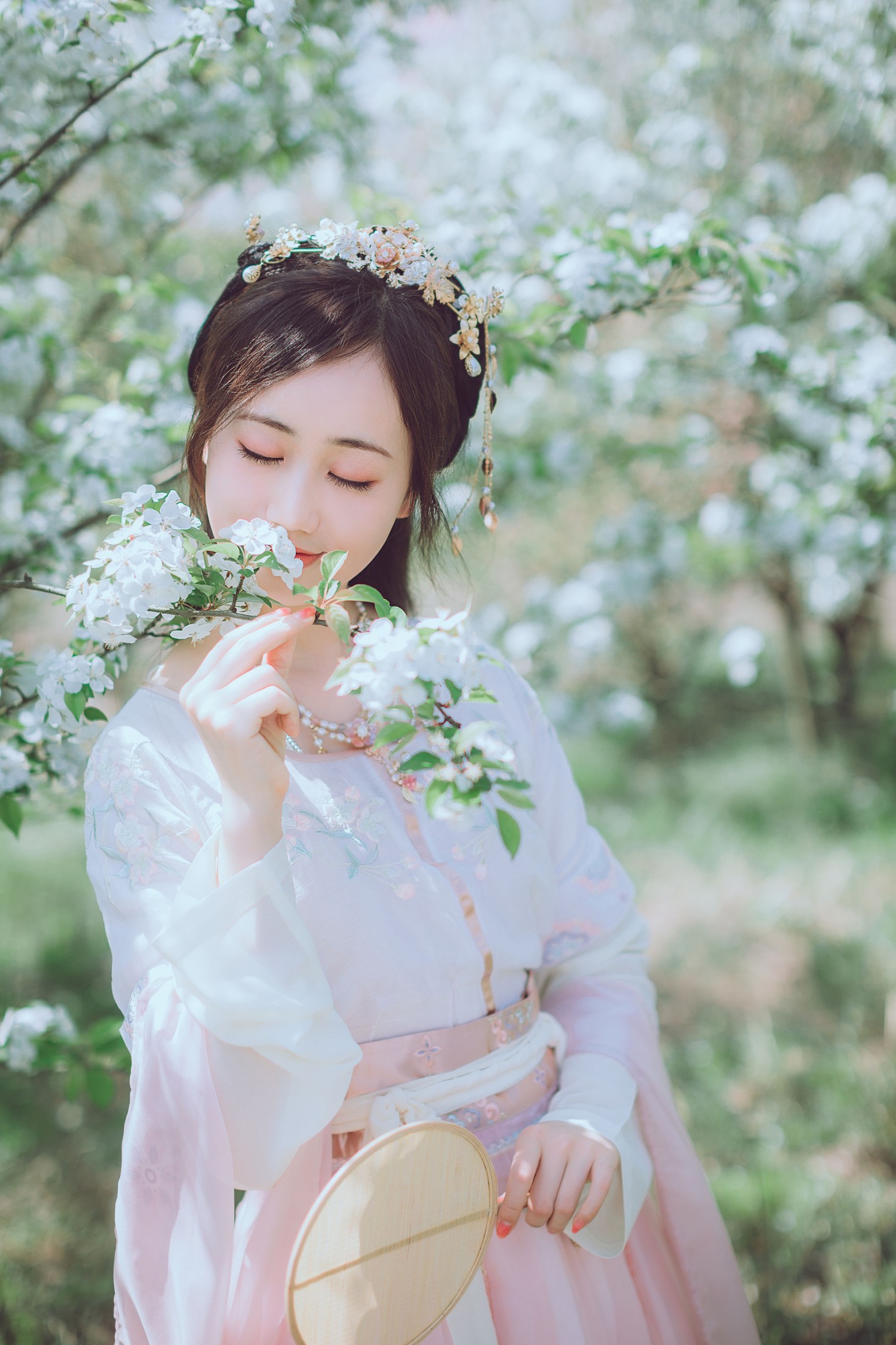 灵潇 – 《梨花香》[25P]