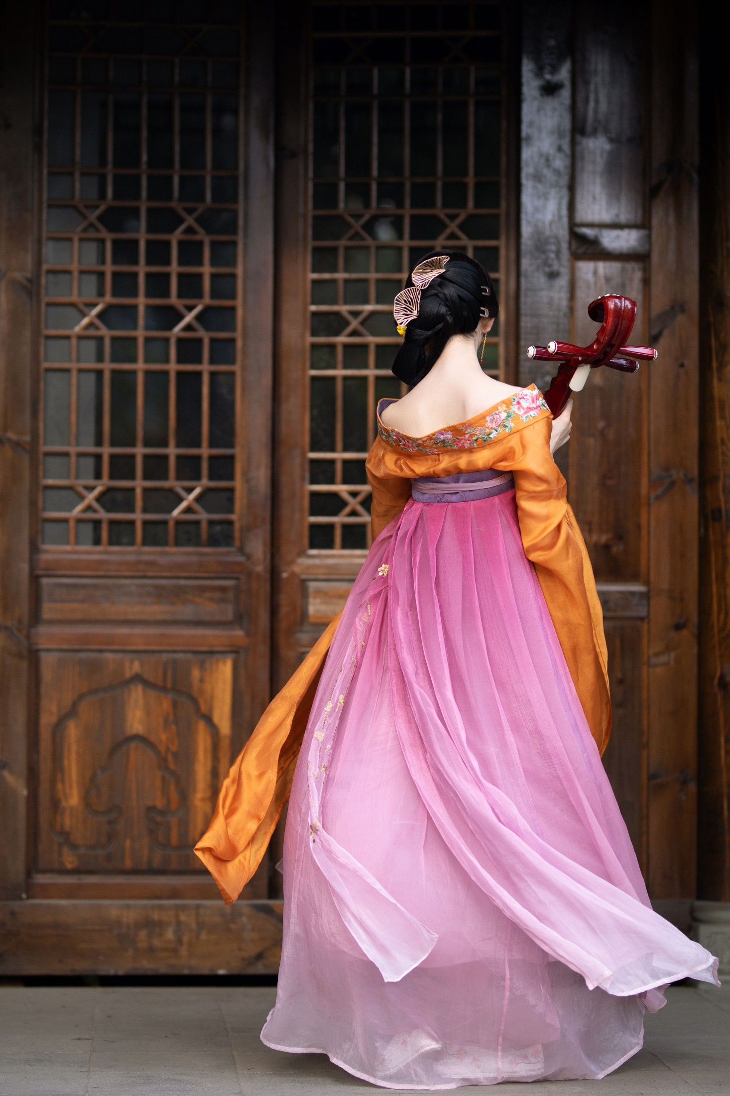 颜如玉 – 《师小小》[24P]