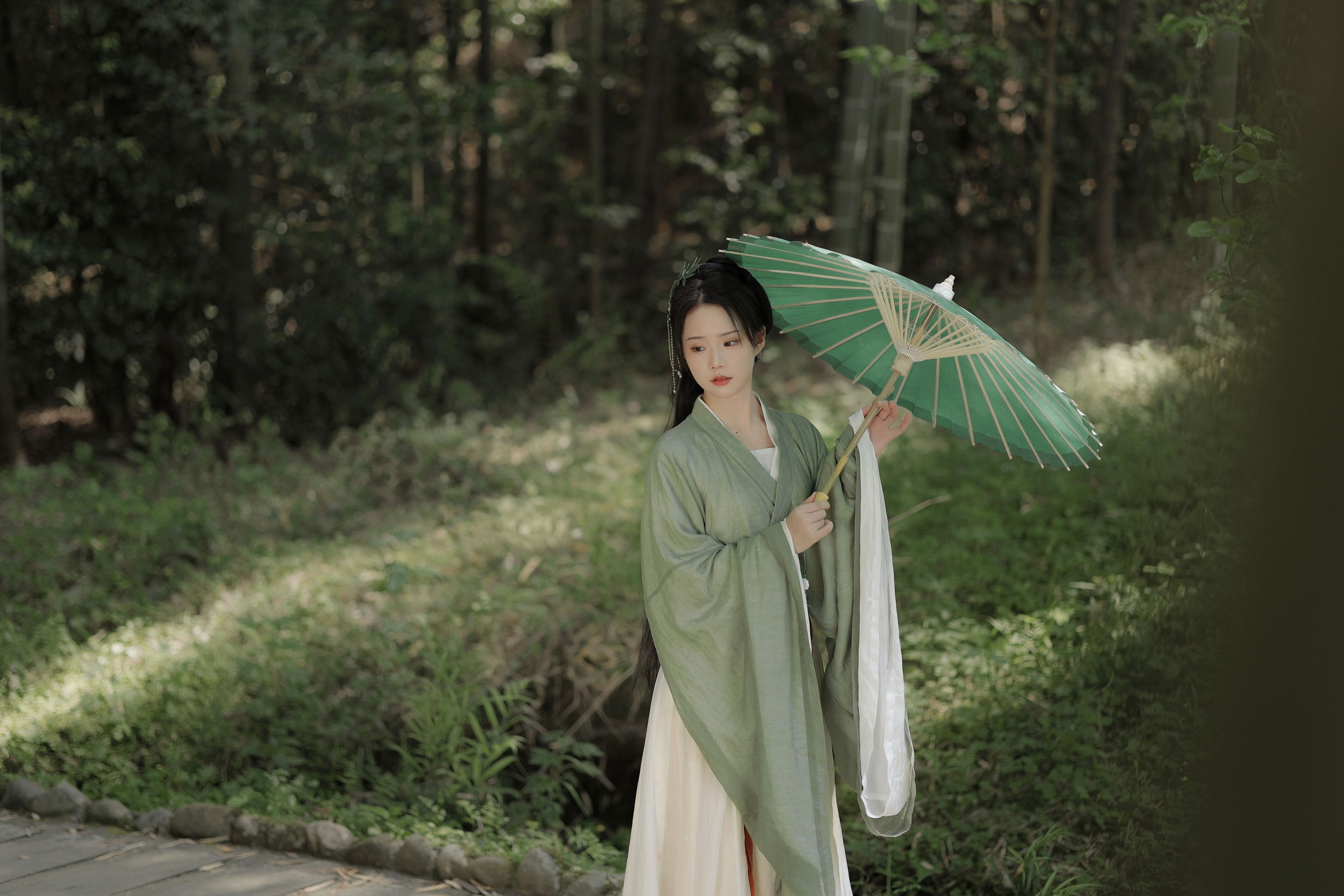 然崽牛奶 – 《青衣客》[24P]