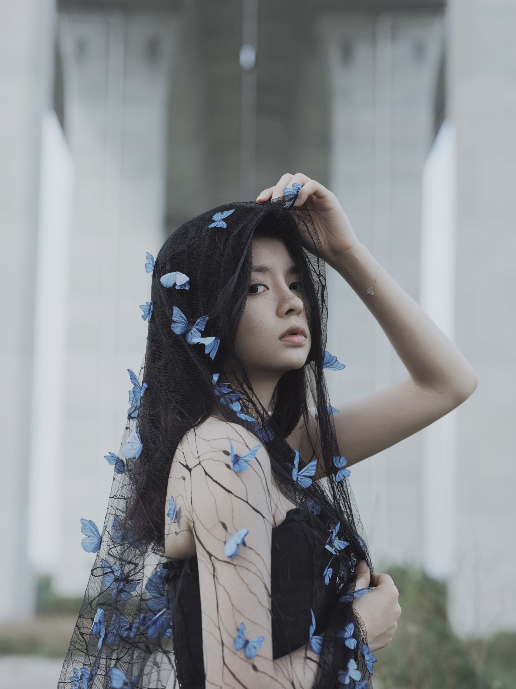 小明 – 《孤寂荒岛》[43P]