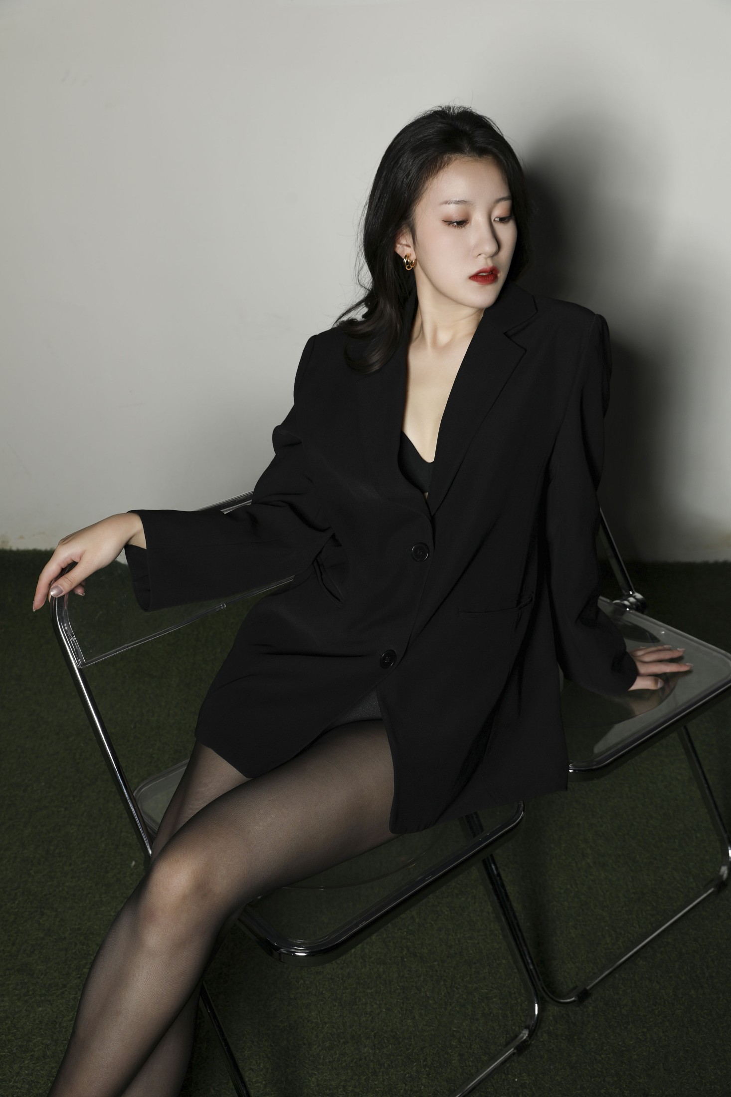 斐贤 – 《BLACK FOREVER》[37P]