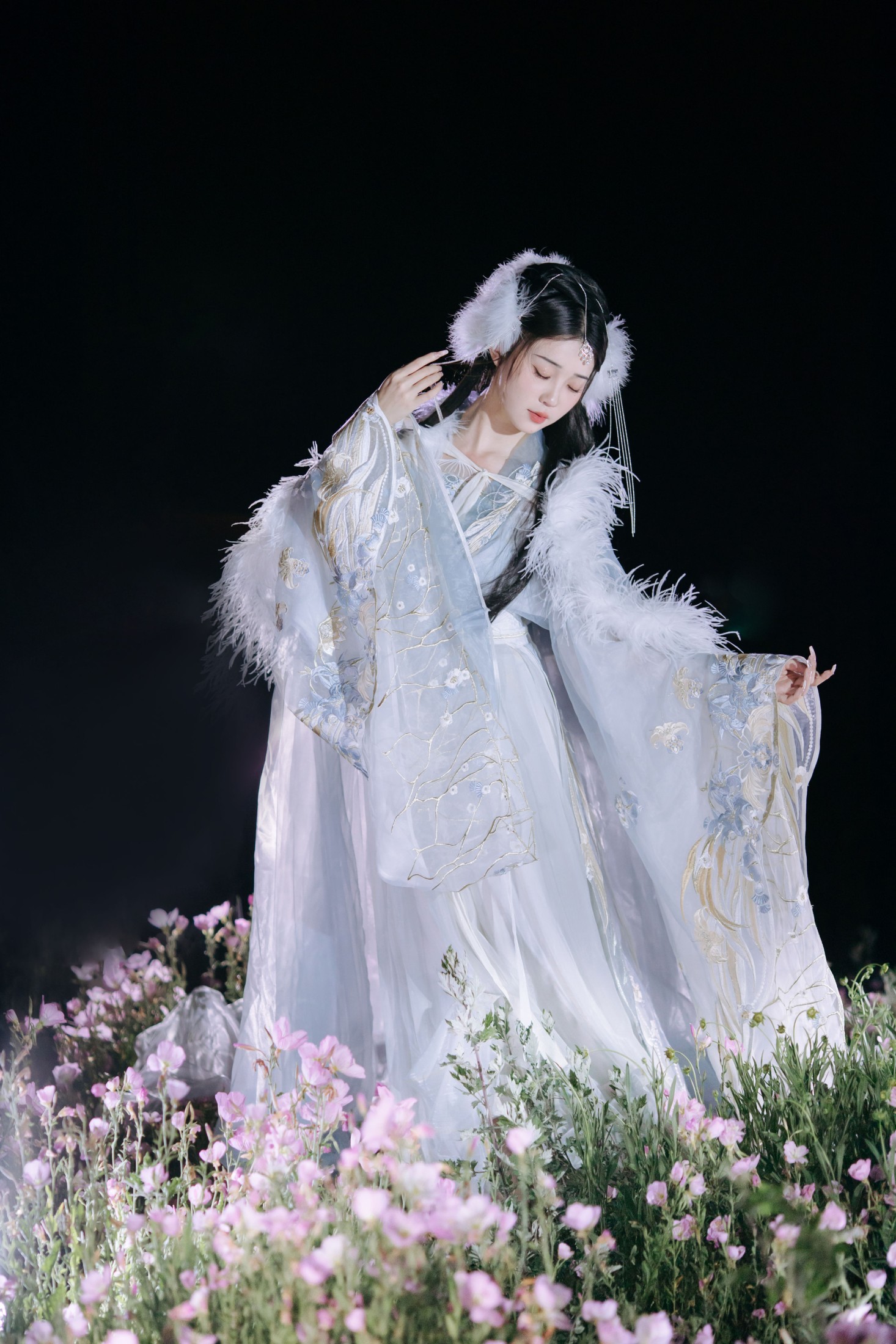 褚鸢鸢 – 《月光》[28P]