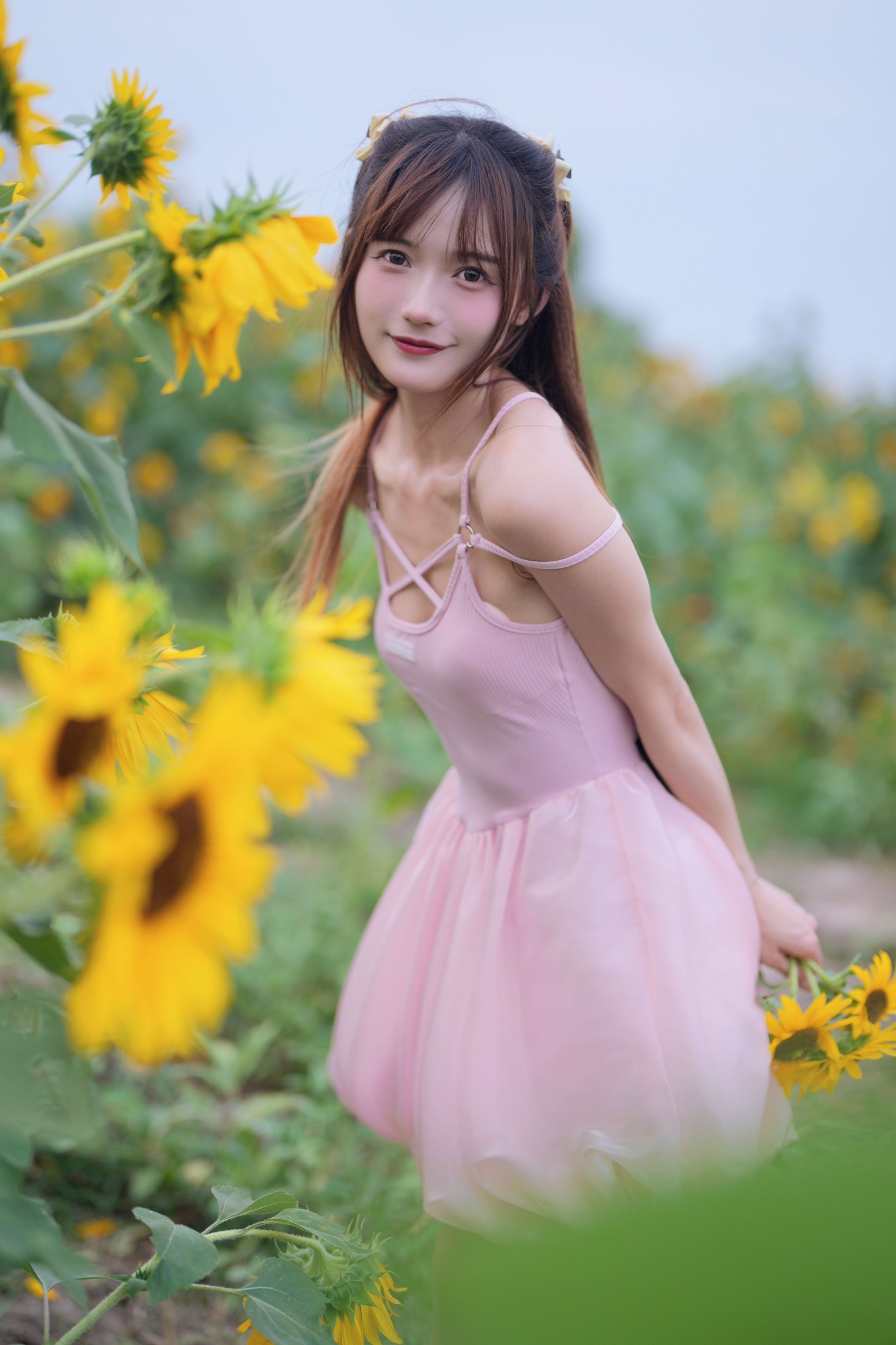 兔子Zzz不吃胡萝卜 – 《蓝调向日葵少女》[29P]