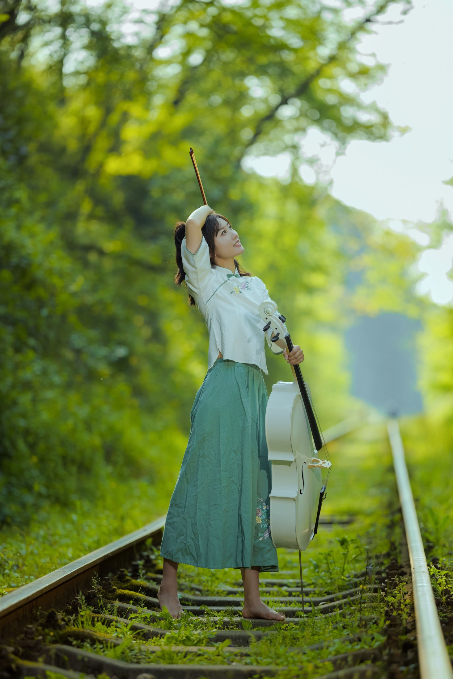 莎莎 – 《铁路人像》[22P]