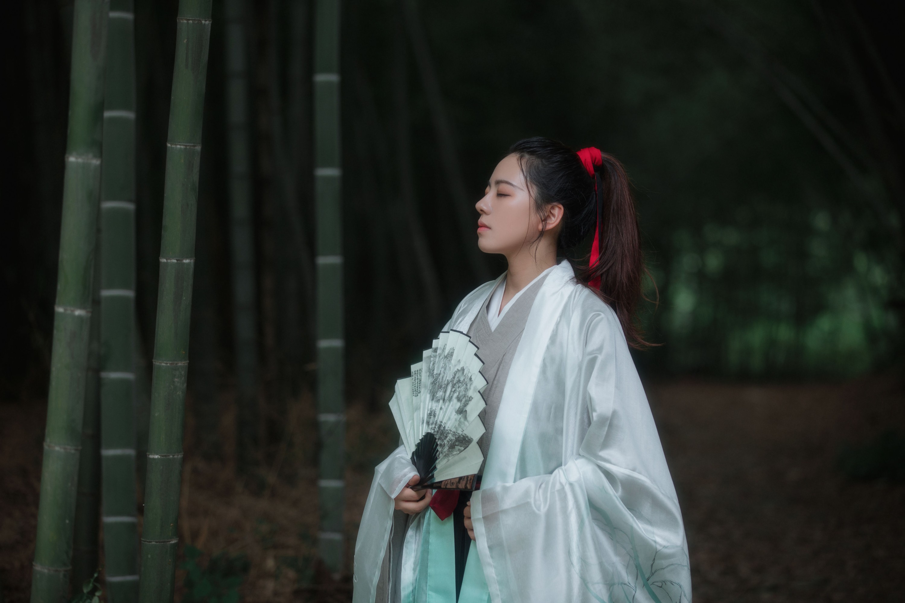 Emma – 《潇湘客》[22P]