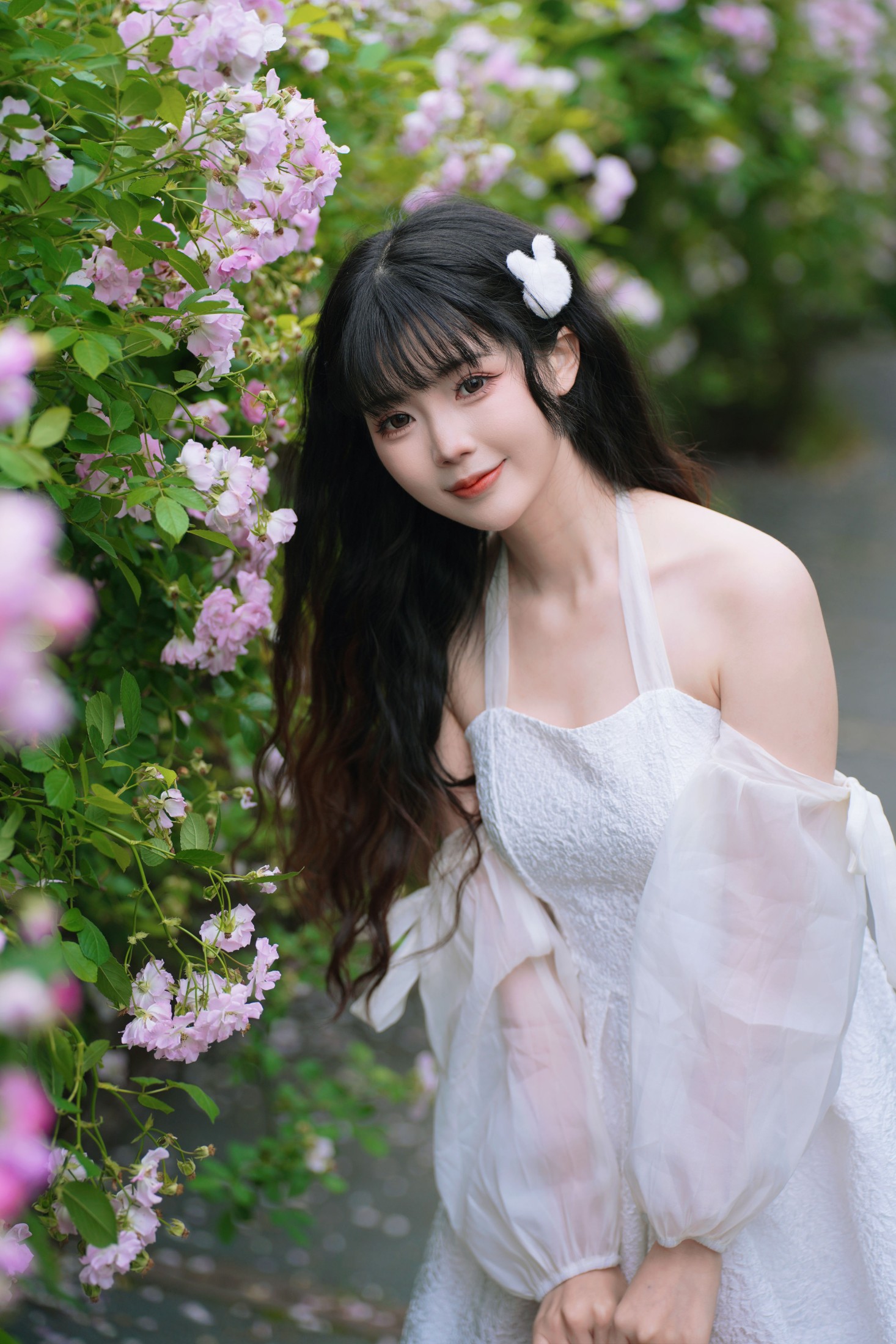 丝言不吃包子 – 《初恋蔷薇花》[54P]