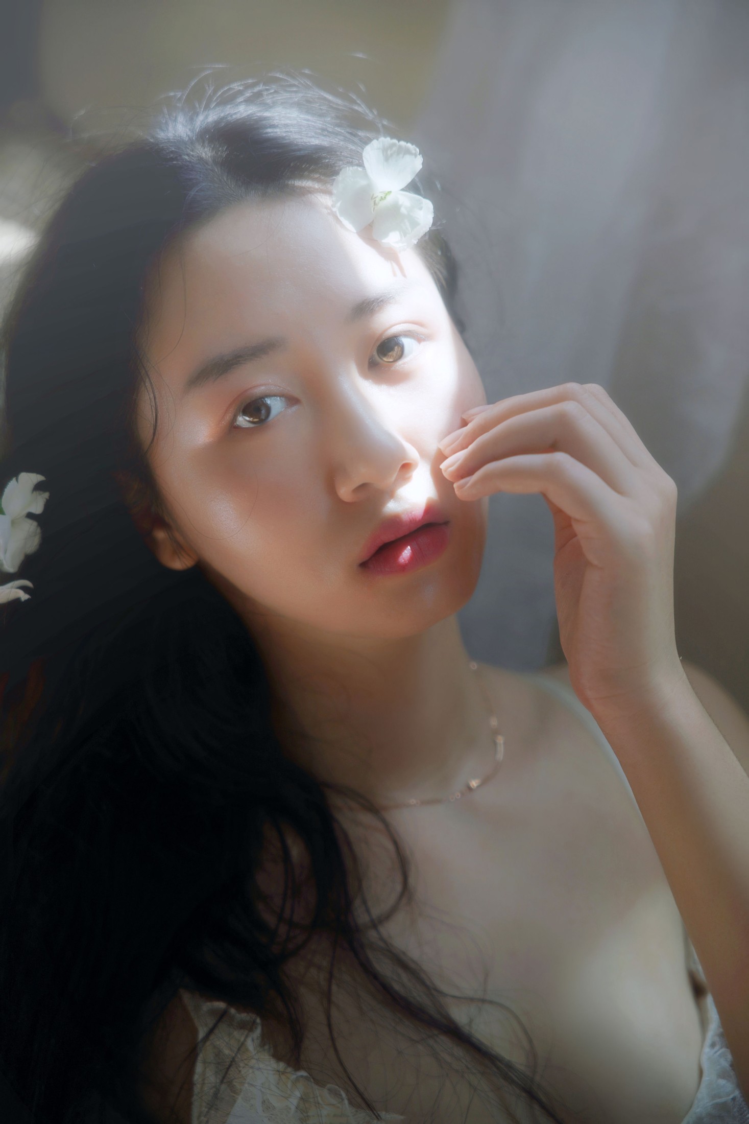 Tiffany – 《纱织》[24P]