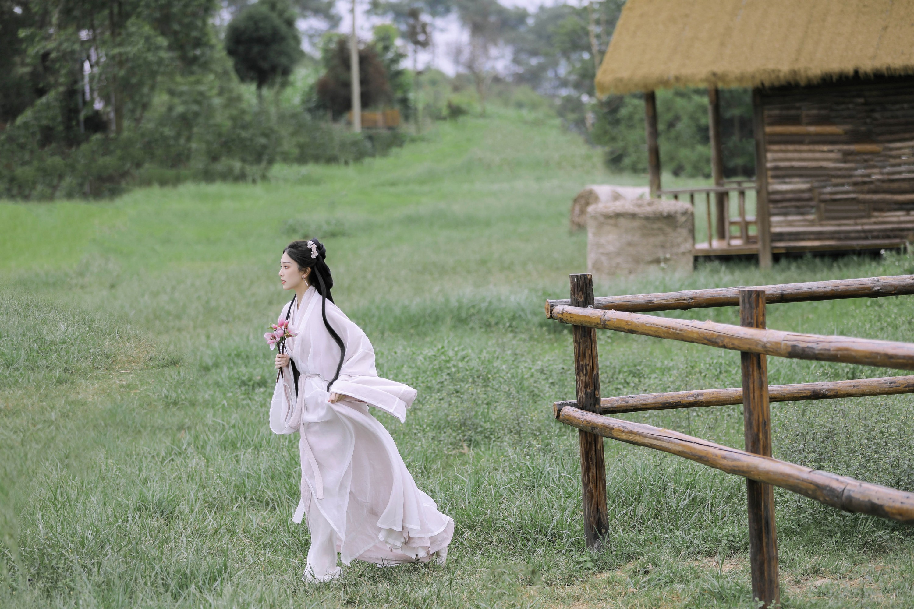 芝芝琪 – 《春行》[37P]