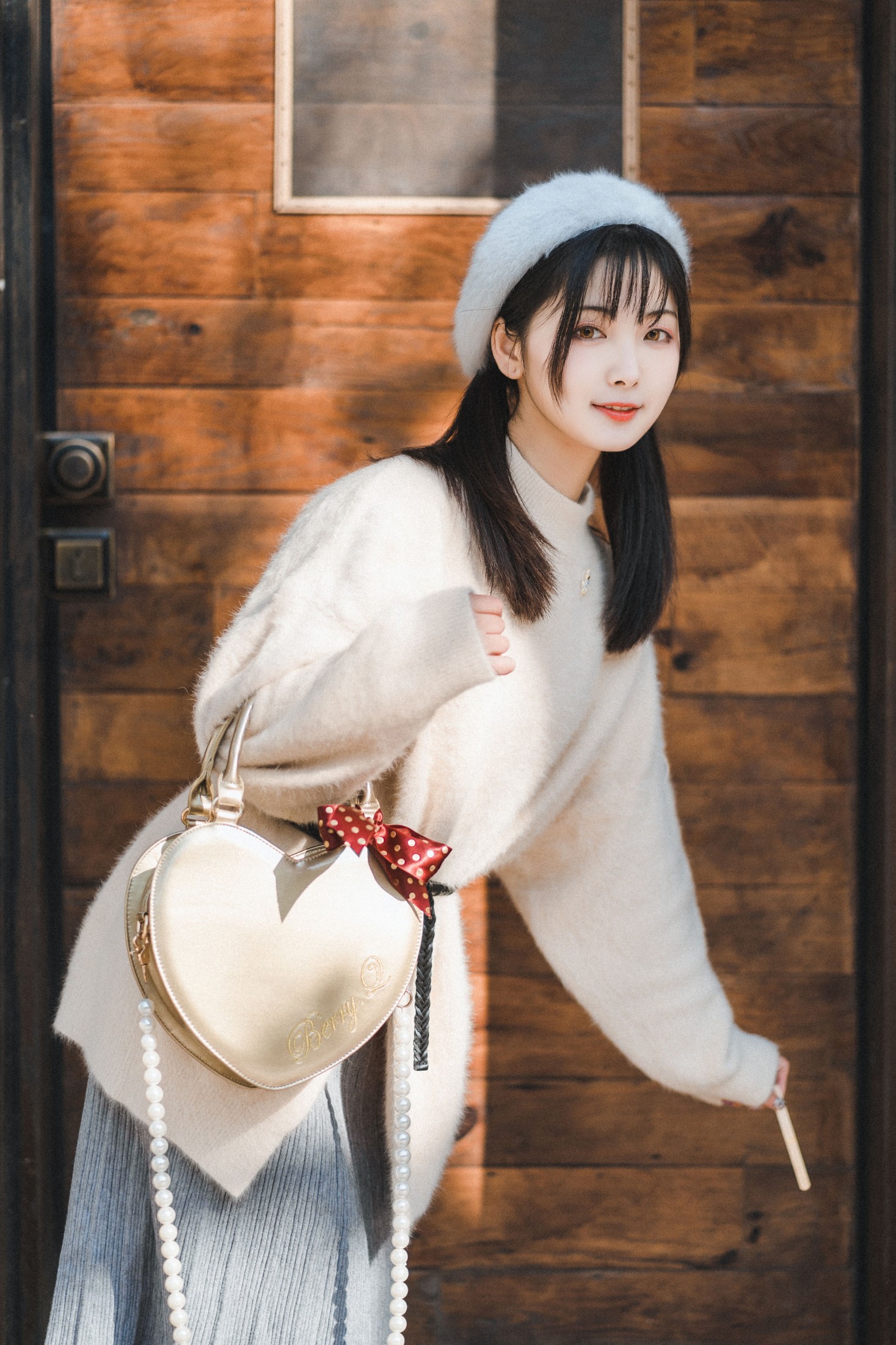 瘾卿_Kaya – 《武康少女写真》[24P]