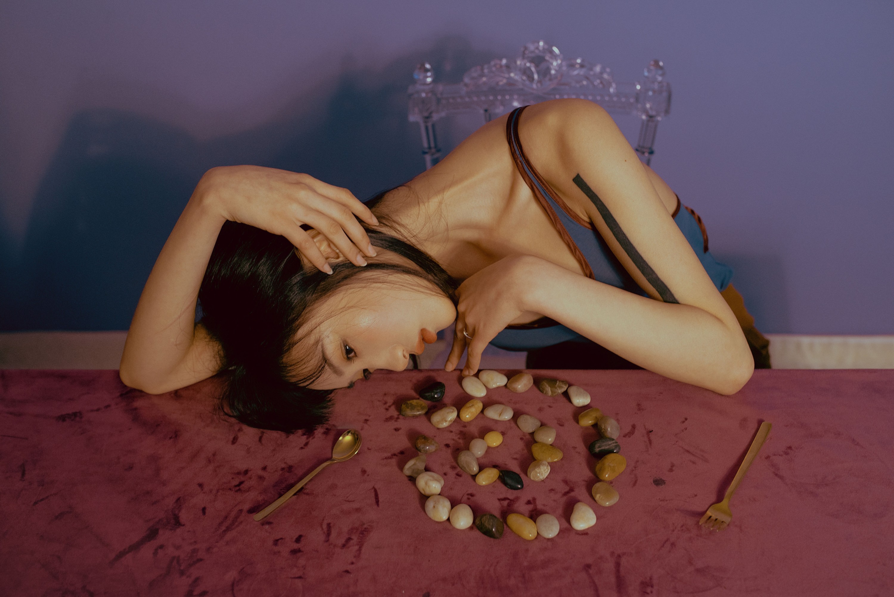 老鼠窜过雨棚 – 《无限循环》[22P]