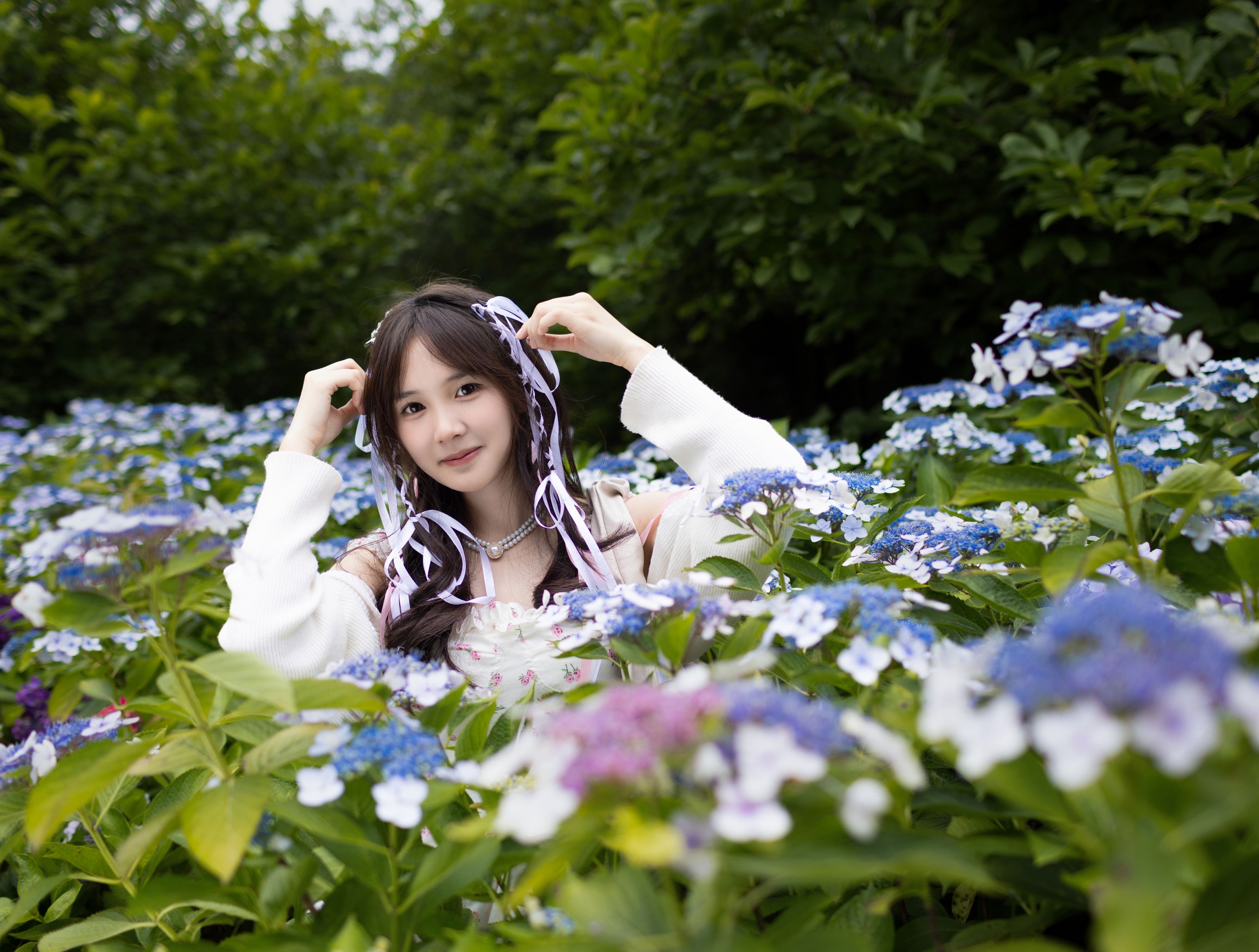 妍妍 – 《秀球花拍人像》[23P]